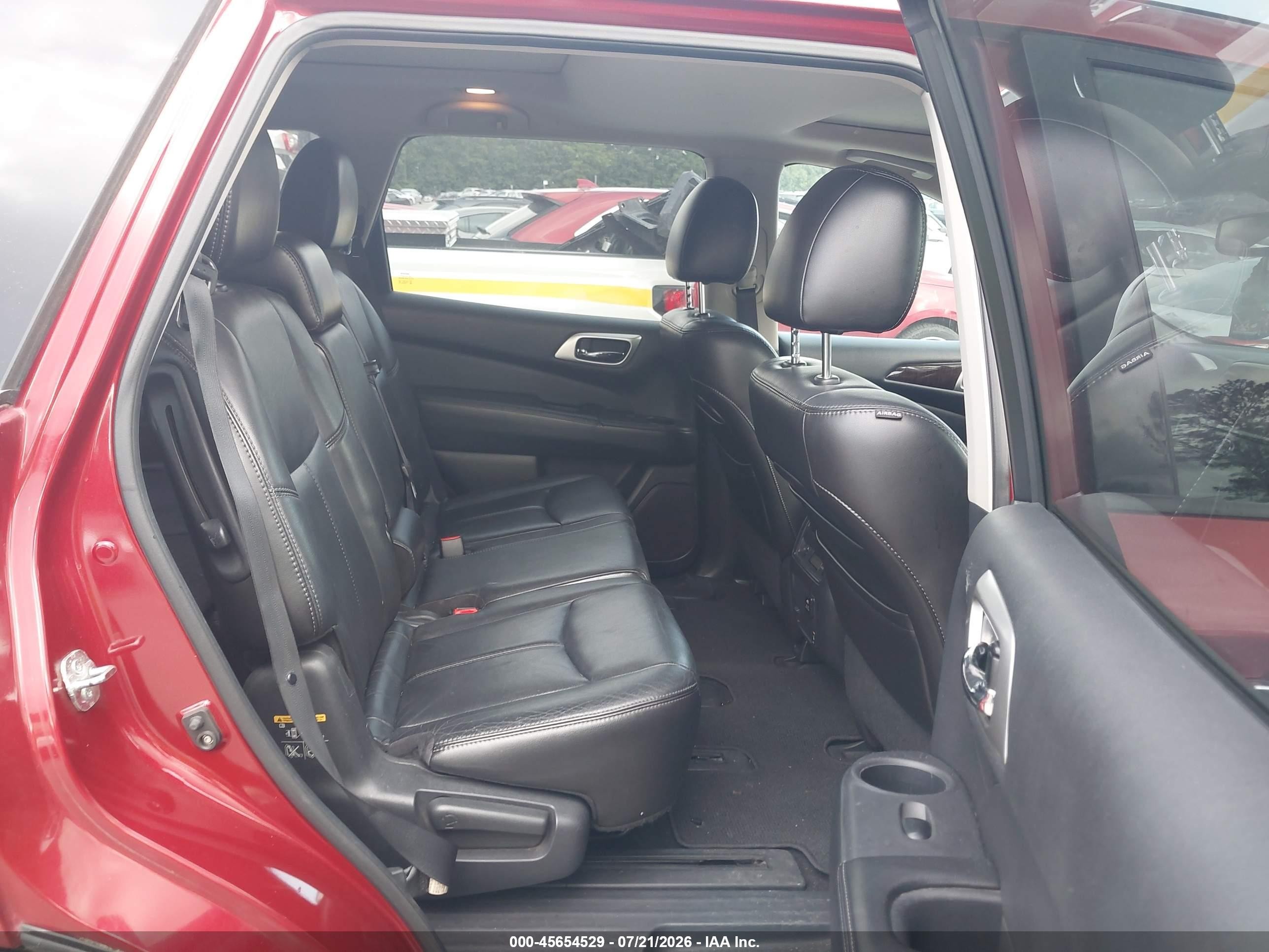 2013 Nissan Pathfinder Sl Red vin: 5N1AR2MN3DC665521
