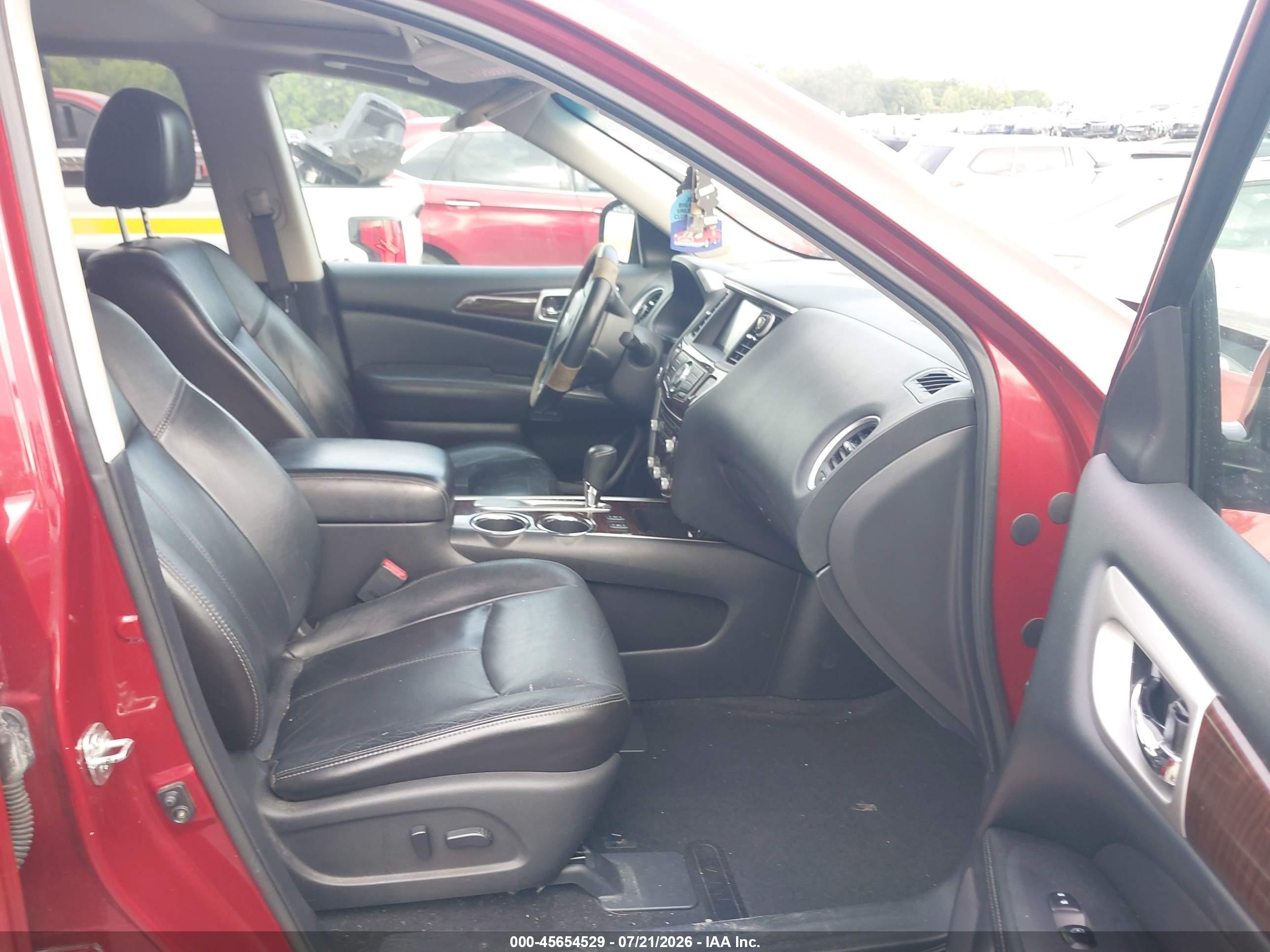 2013 Nissan Pathfinder Sl Red vin: 5N1AR2MN3DC665521