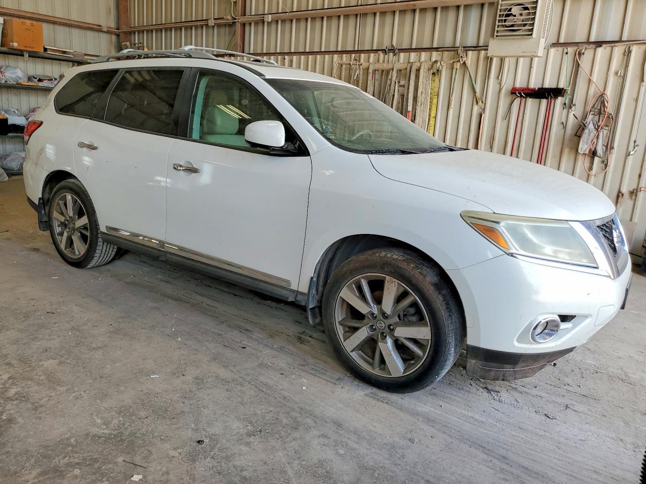 2013 Nissan Pathfinder S White vin: 5N1AR2MN3DC674767
