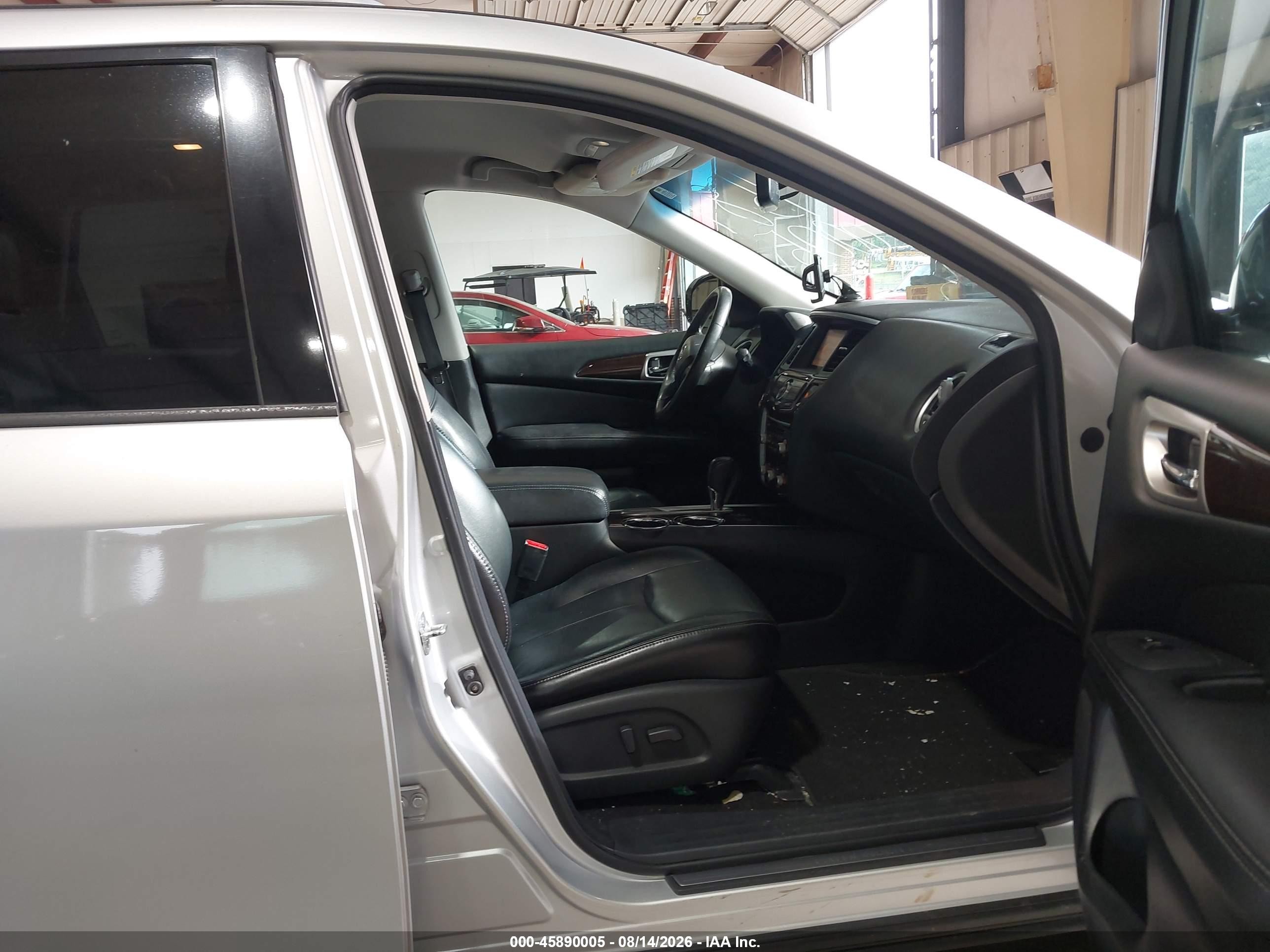 2013 Nissan Pathfinder Sl Silver vin: 5N1AR2MN3DC678141