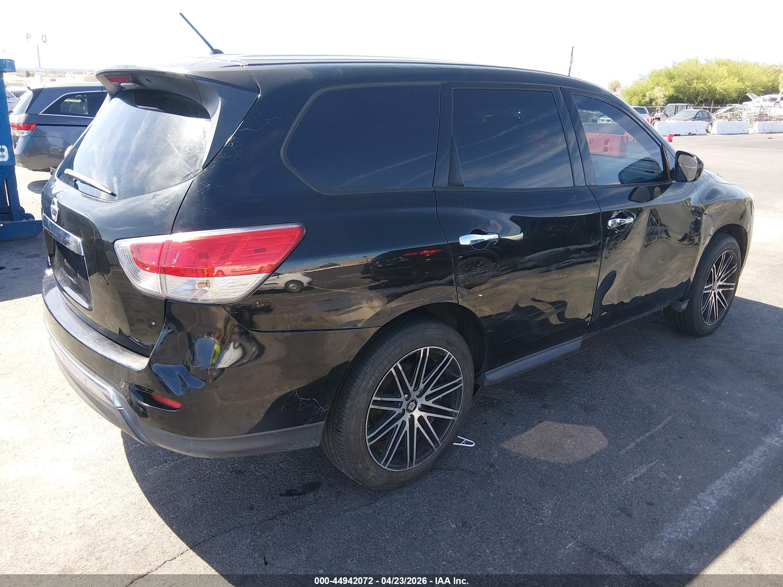 2014 Nissan Pathfinder S Black vin: 5N1AR2MN3EC618216