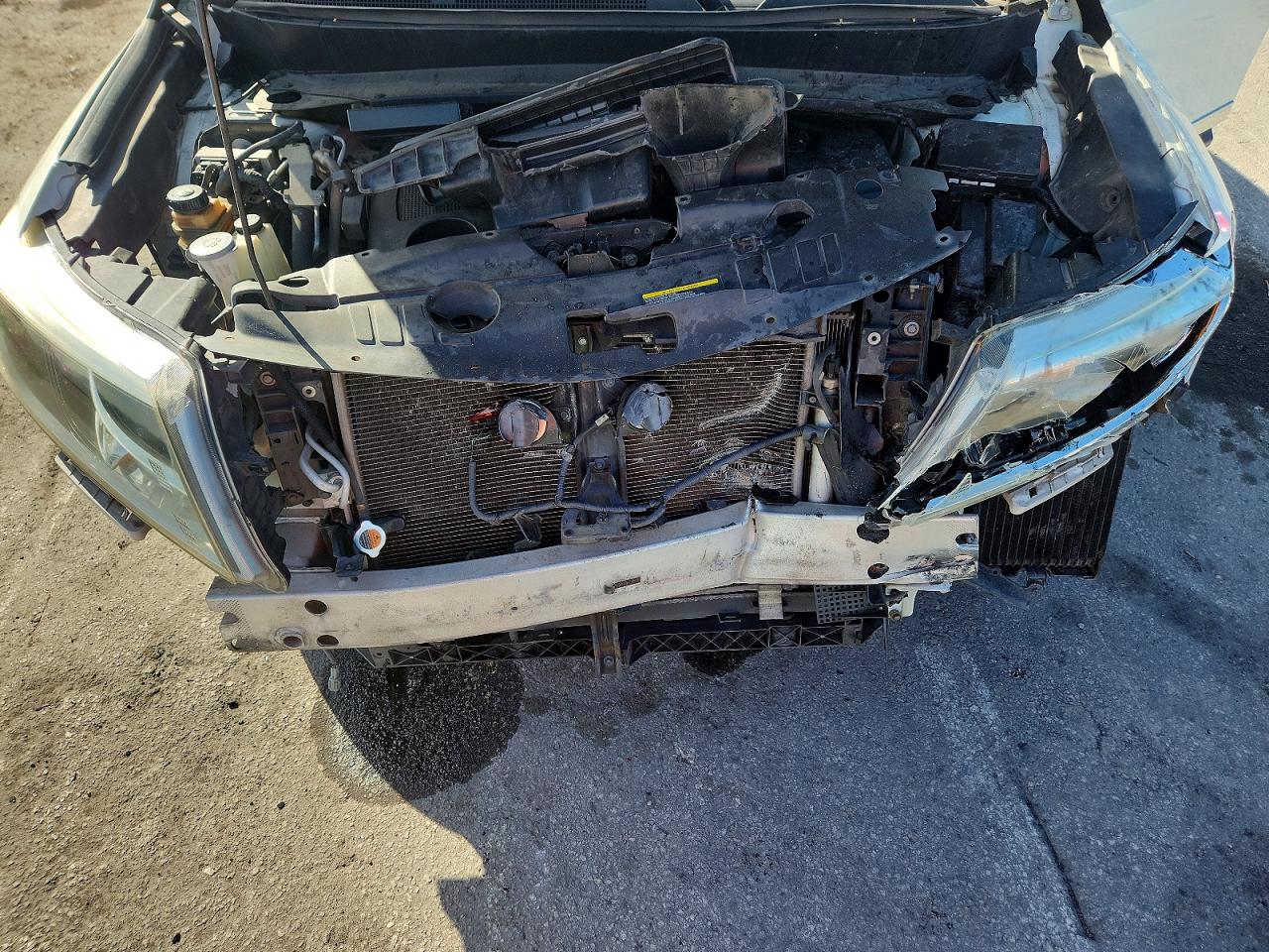 2014 Nissan Pathfinder Sl Белый vin: 5N1AR2MN3EC683776