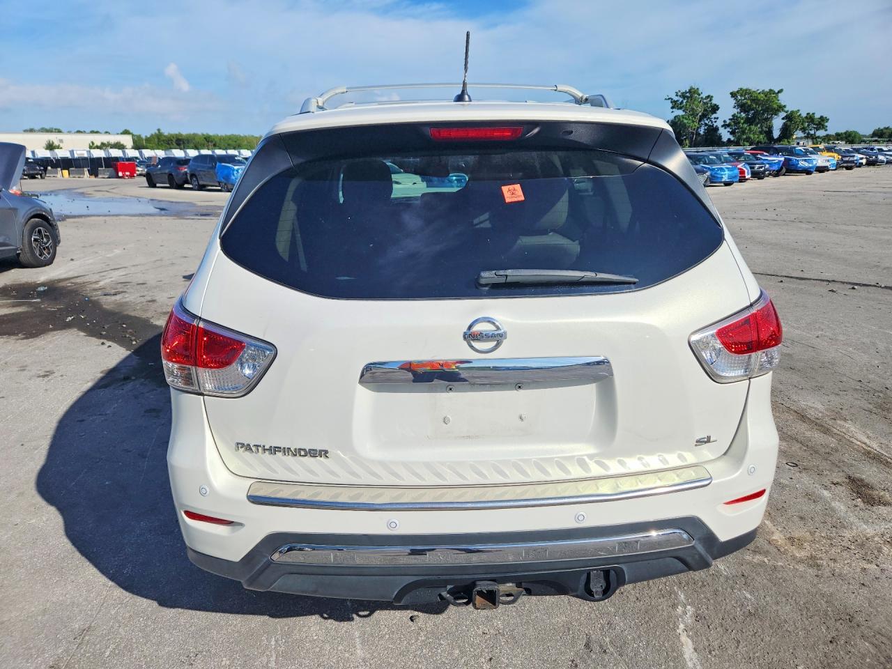 2014 Nissan Pathfinder Sl Белый vin: 5N1AR2MN3EC683776