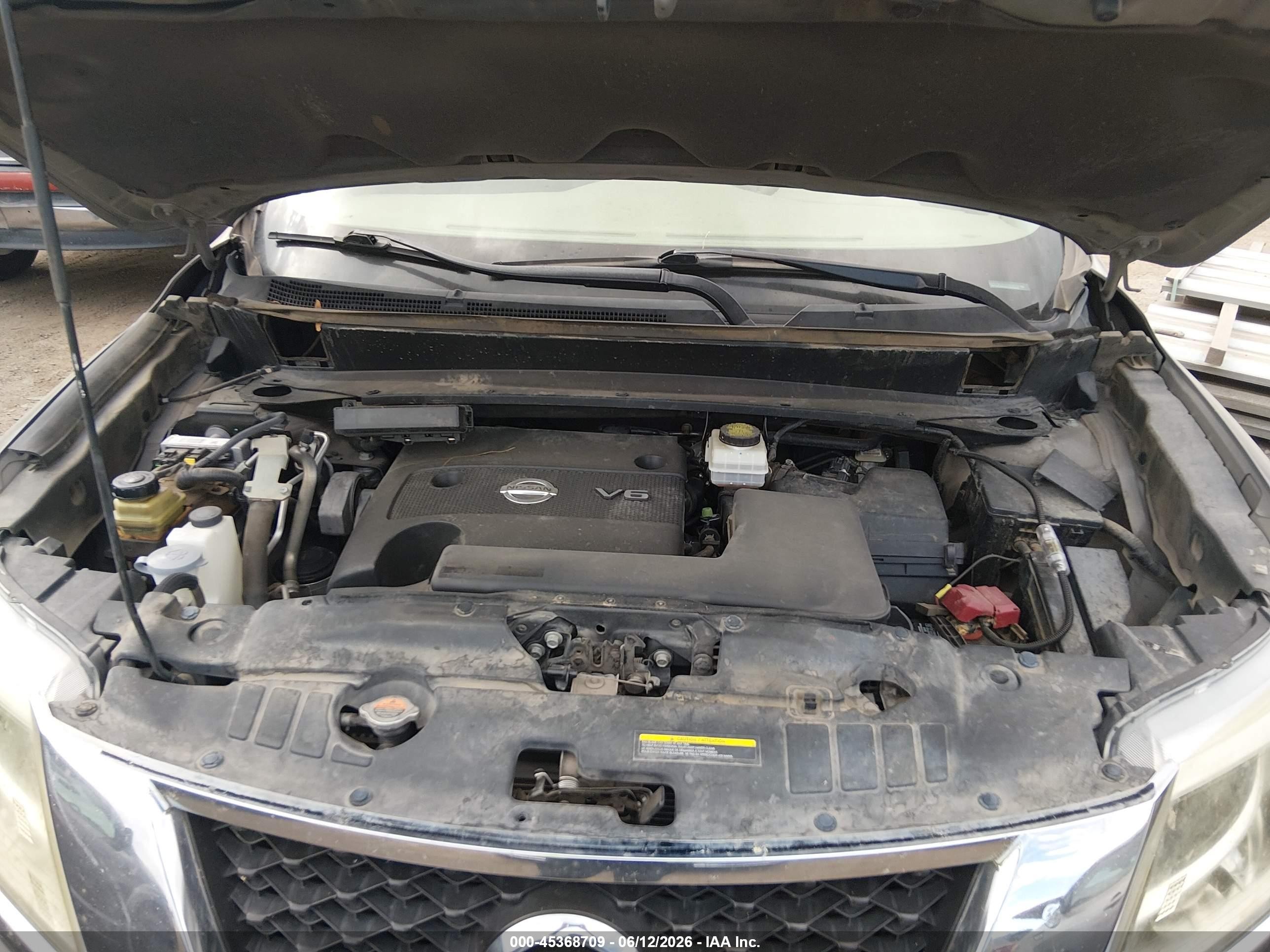 2014 Nissan Pathfinder Sv Gray vin: 5N1AR2MN3EC693093