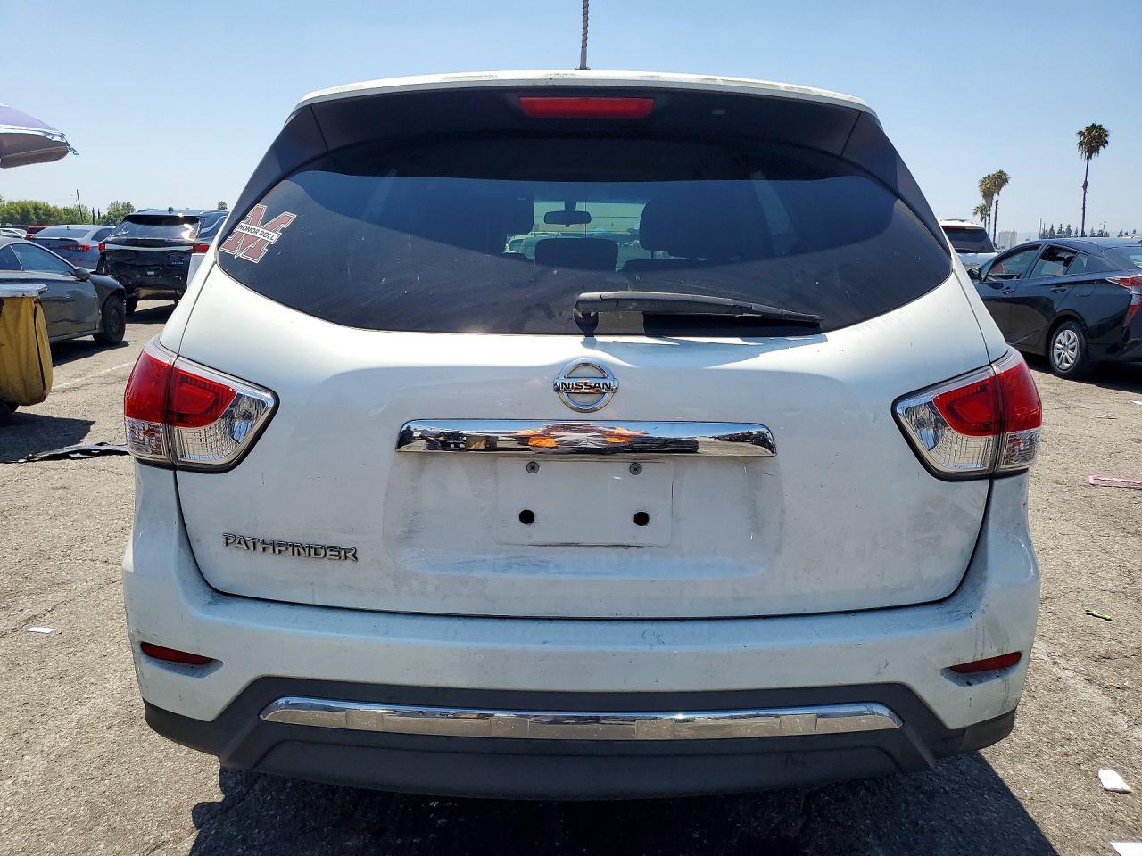 2014 Nissan Pathfinder S White vin: 5N1AR2MN3EC702276
