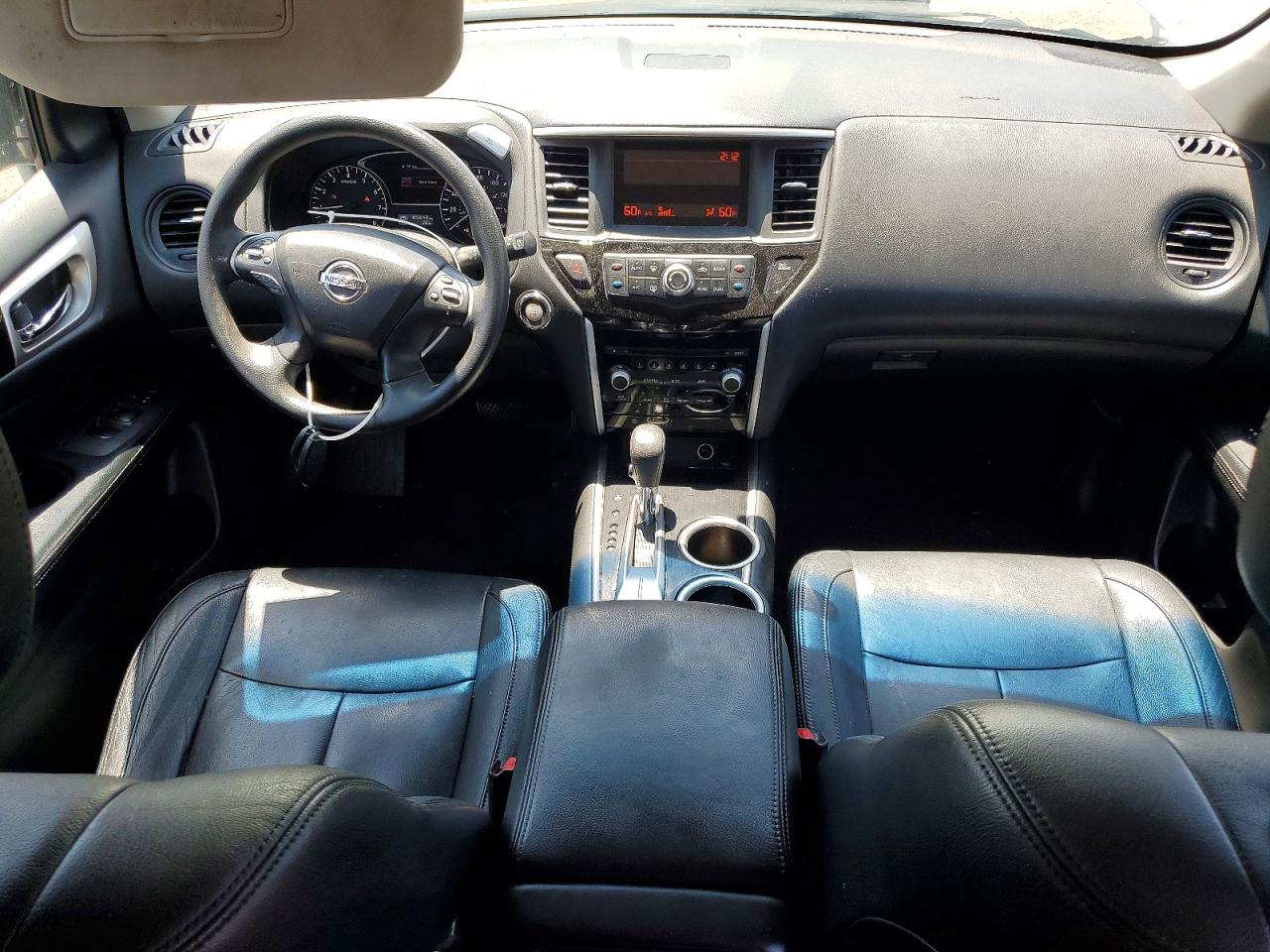 2014 Nissan Pathfinder S White vin: 5N1AR2MN3EC702276