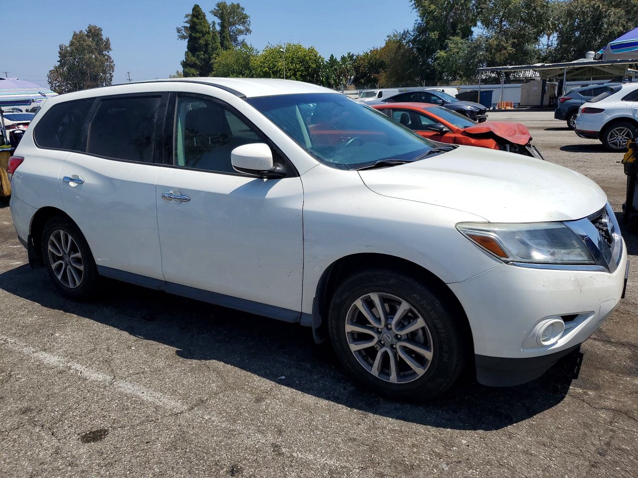 2014 Nissan Pathfinder S White vin: 5N1AR2MN3EC702276