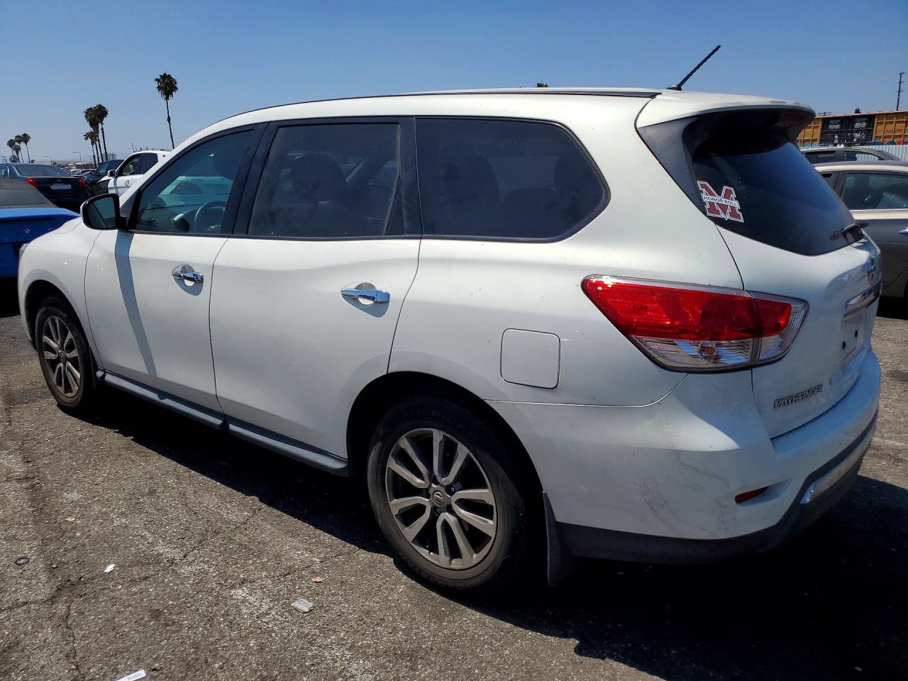 2014 Nissan Pathfinder S White vin: 5N1AR2MN3EC702276