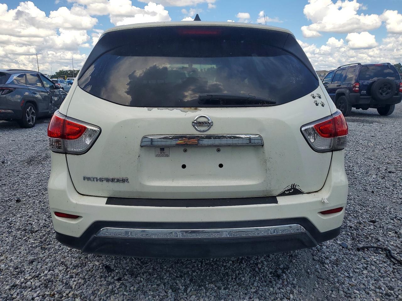 2014 Nissan Pathfinder S White vin: 5N1AR2MN3EC704643