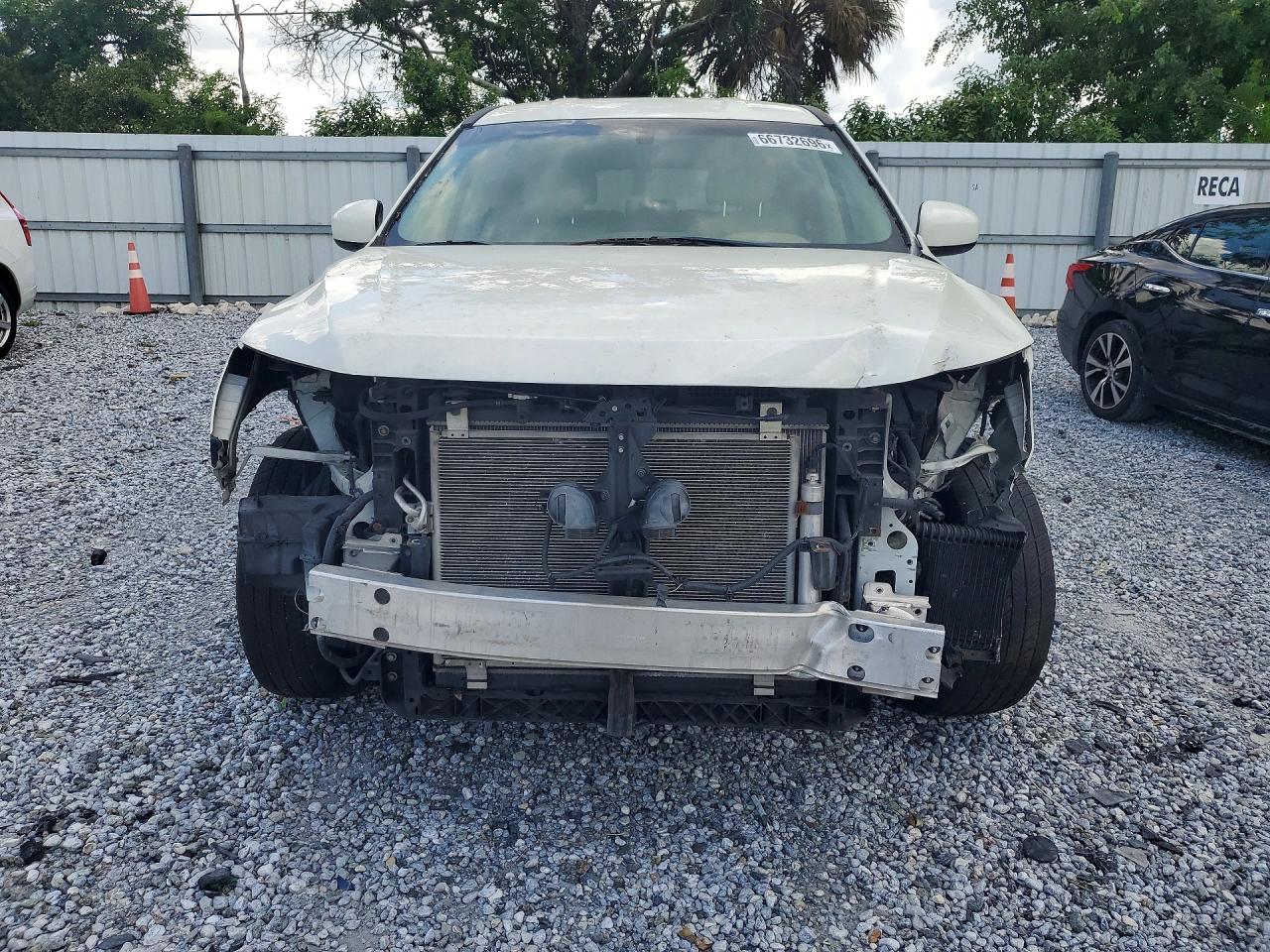 2014 Nissan Pathfinder S White vin: 5N1AR2MN3EC704643