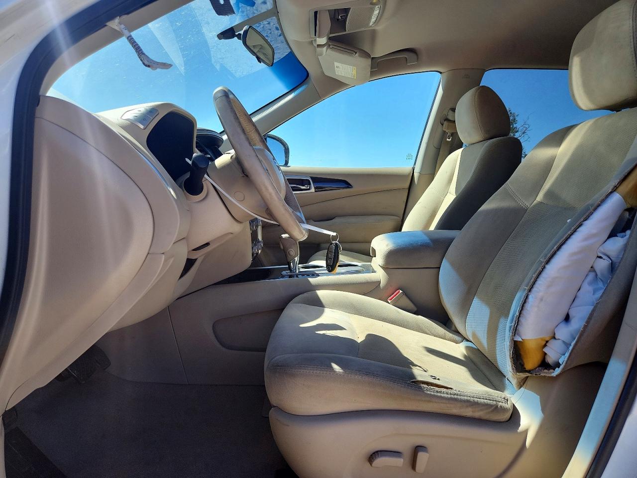 2014 Nissan Pathfinder Sv White vin: 5N1AR2MN3EC733821