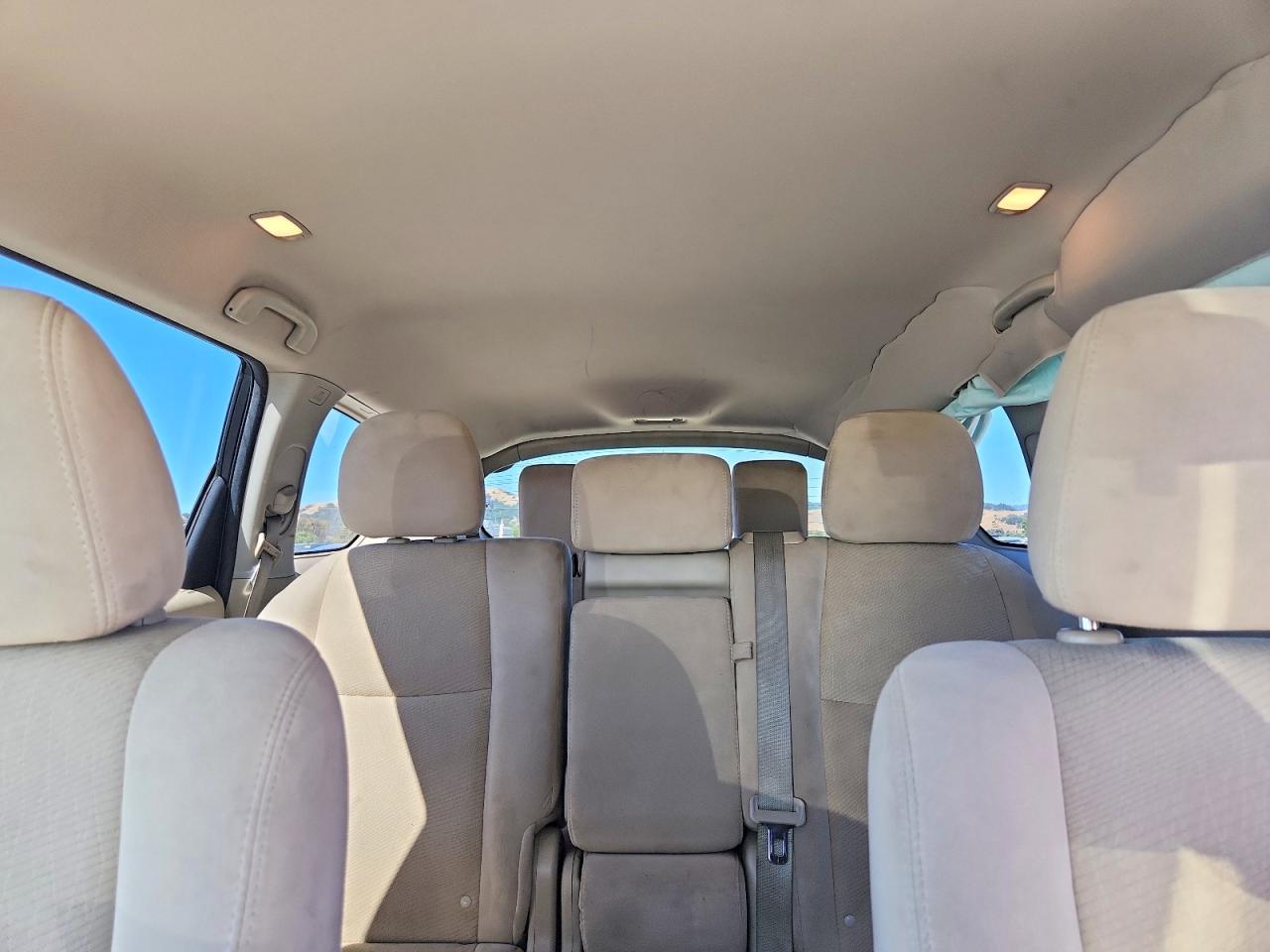 2014 Nissan Pathfinder Sv White vin: 5N1AR2MN3EC733821
