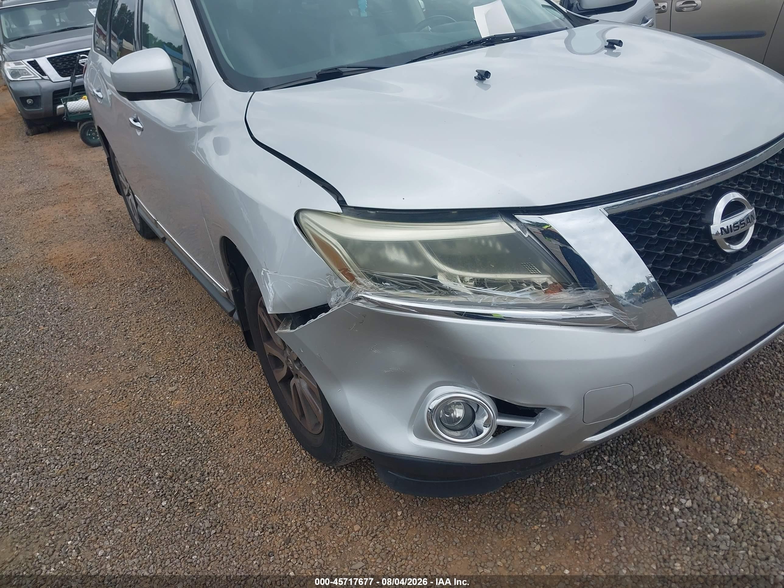 2015 Nissan Pathfinder Sl Серебряный vin: 5N1AR2MN3FC615026