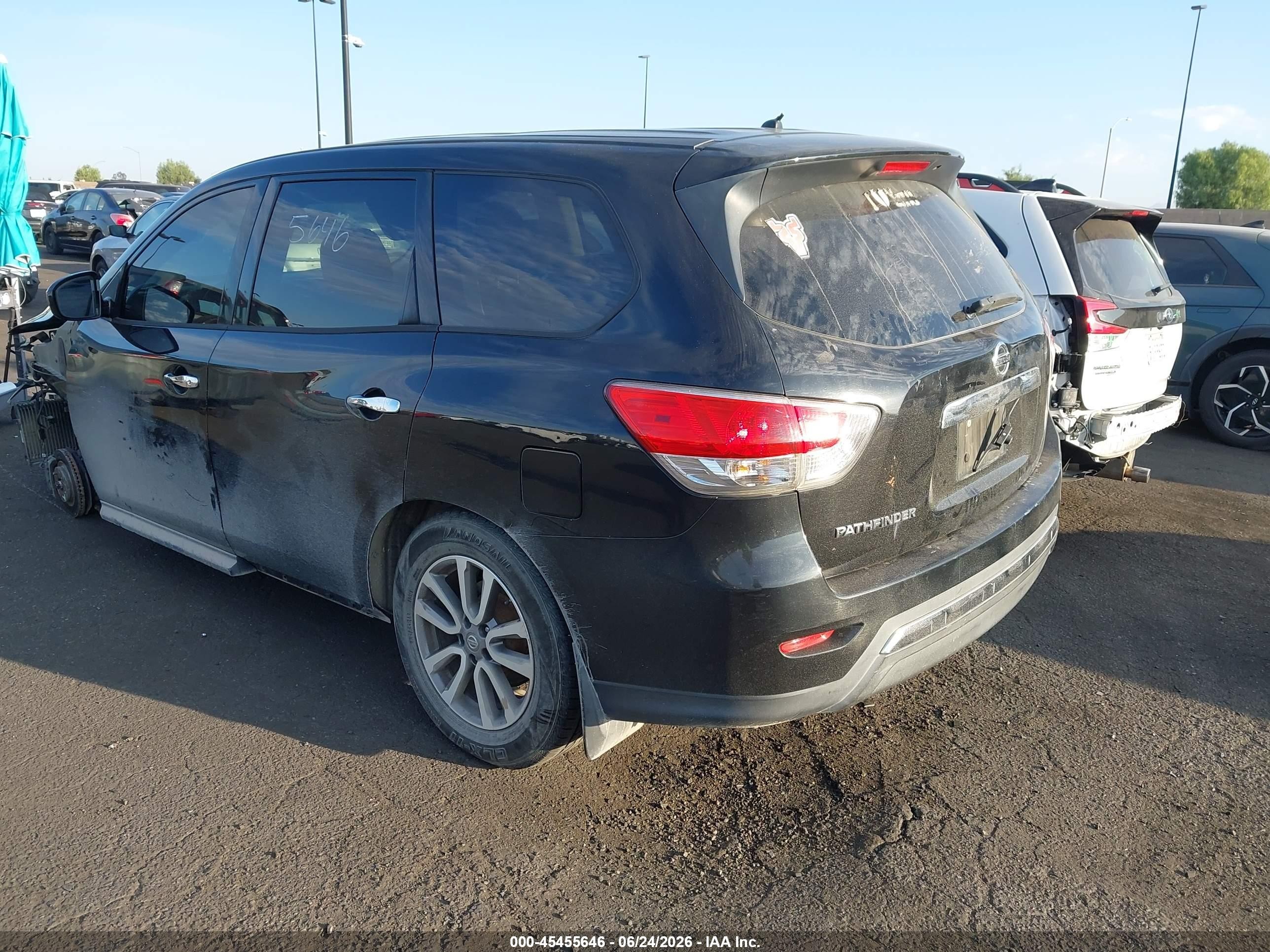 2015 Nissan Pathfinder S Black vin: 5N1AR2MN3FC643201