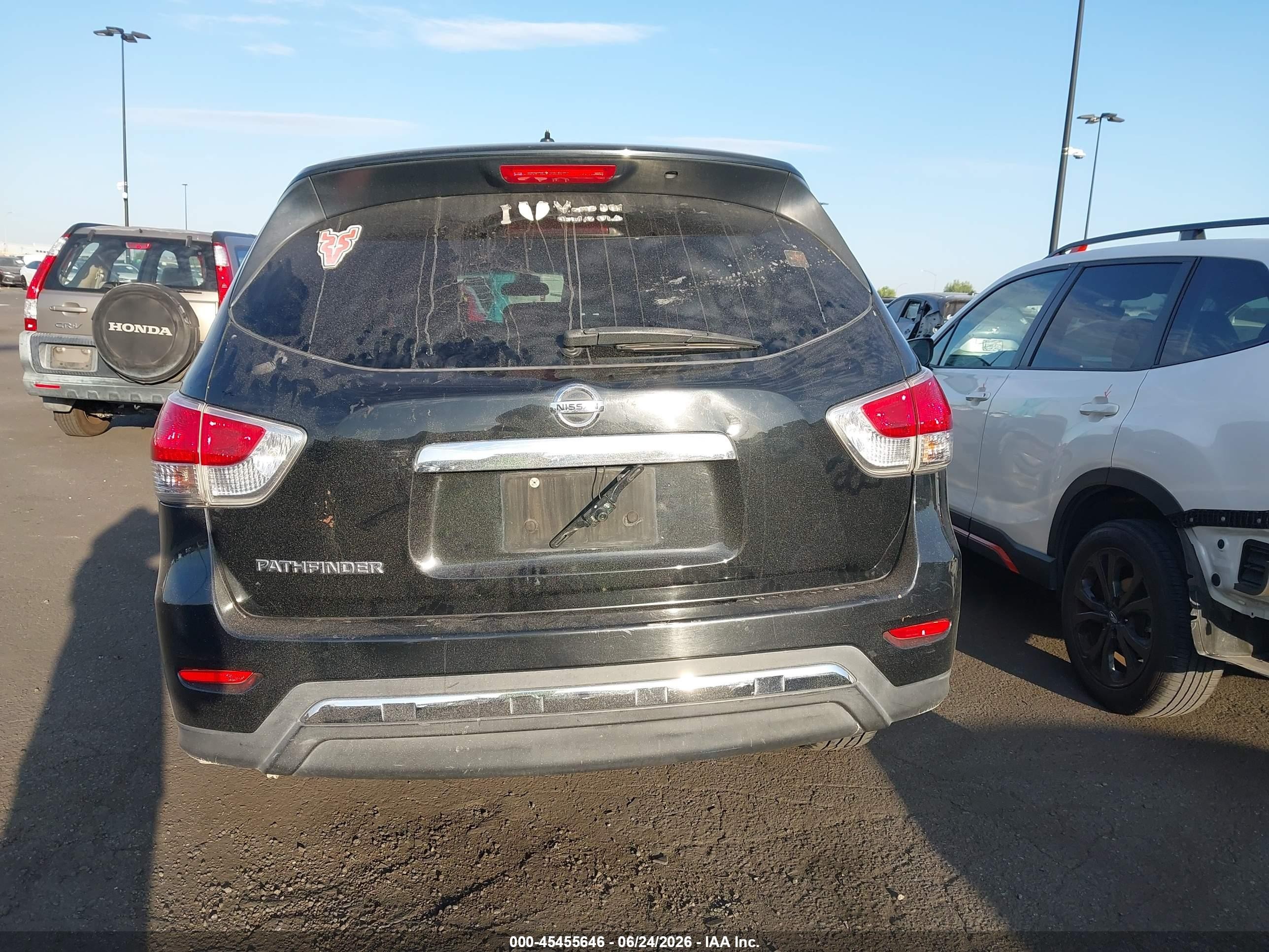 2015 Nissan Pathfinder S Black vin: 5N1AR2MN3FC643201