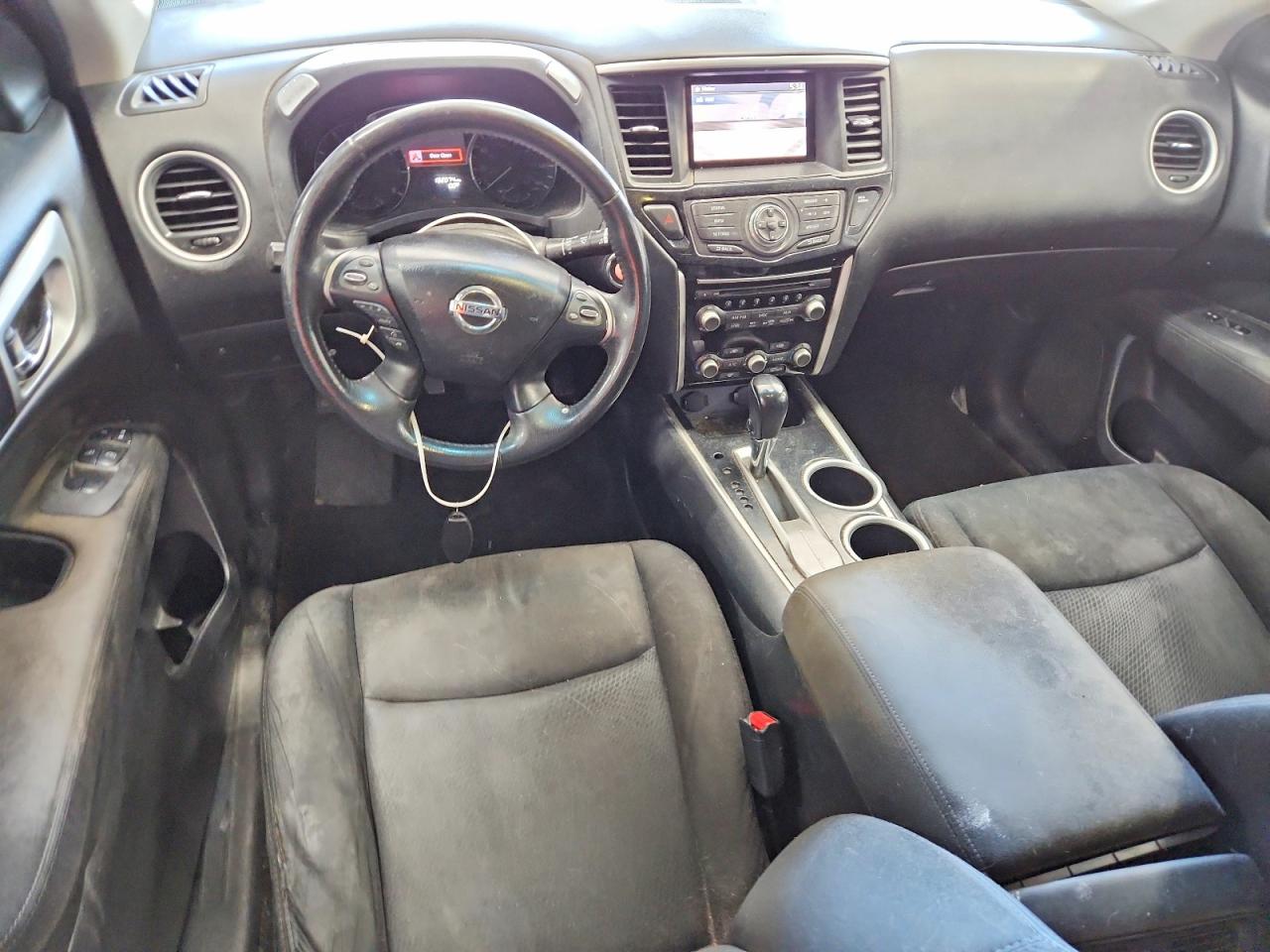 2015 Nissan Pathfinder Sv Серебряный vin: 5N1AR2MN3FC651475