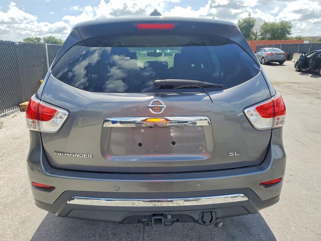 2015 Nissan Pathfinder Sl Gray vin: 5N1AR2MN3FC677137