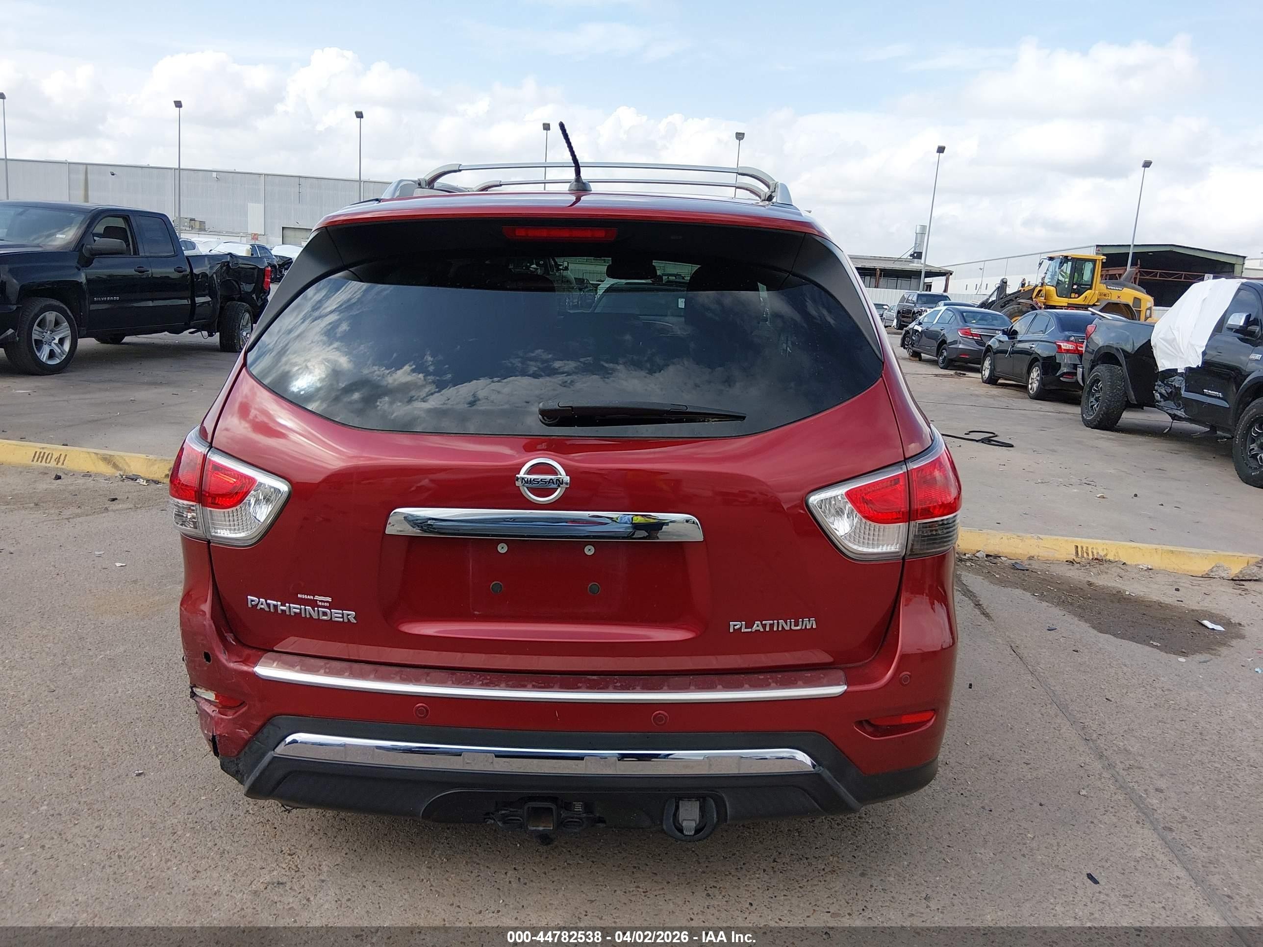2015 Nissan Pathfinder Platinum Burgundy vin: 5N1AR2MN3FC677283