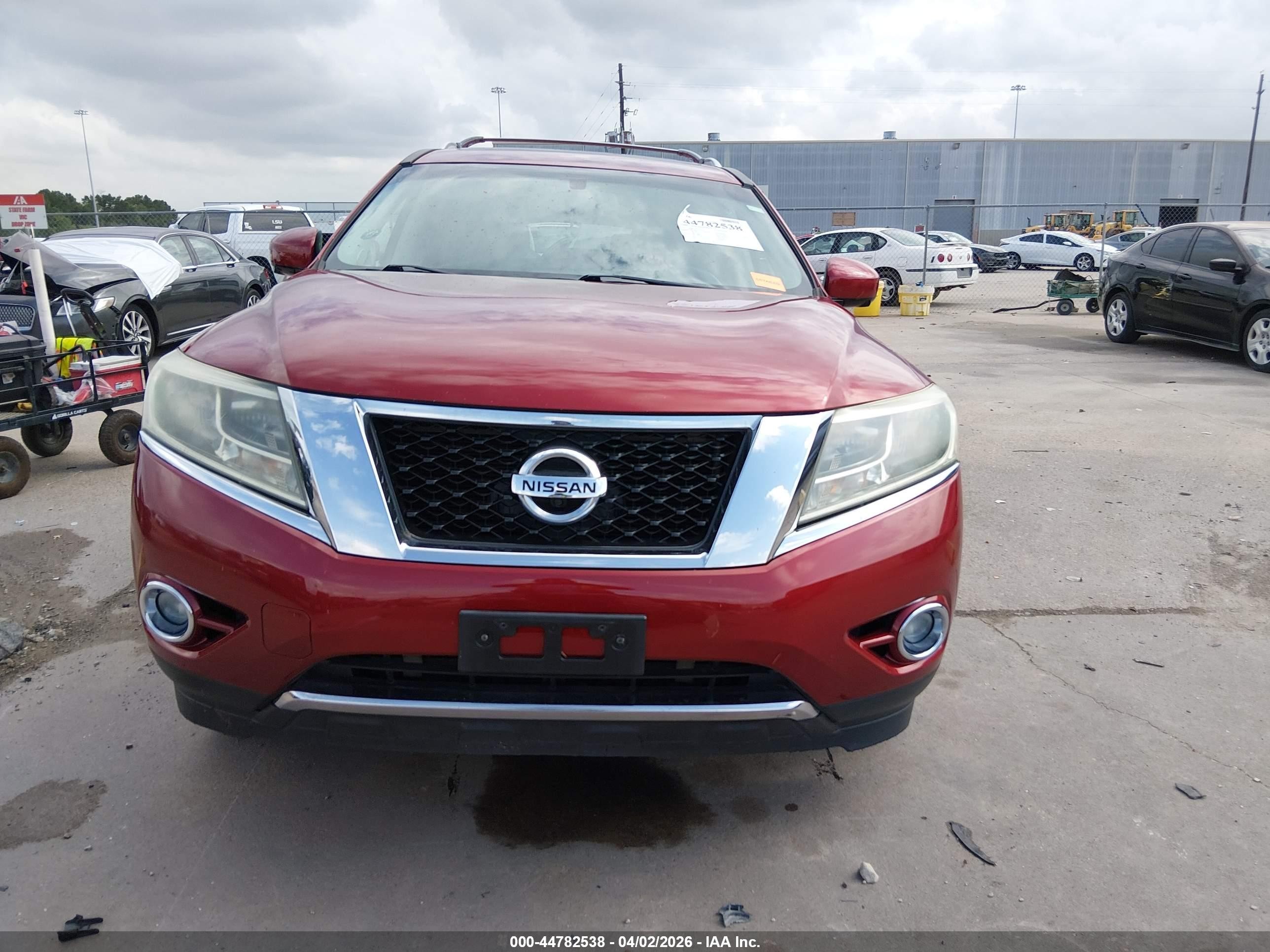 2015 Nissan Pathfinder Platinum Burgundy vin: 5N1AR2MN3FC677283