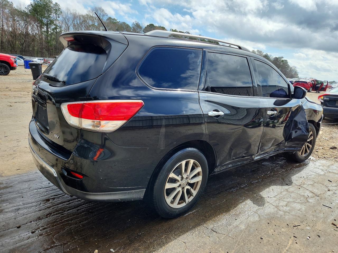 2015 Nissan Pathfinder Sv Black vin: 5N1AR2MN3FC680023
