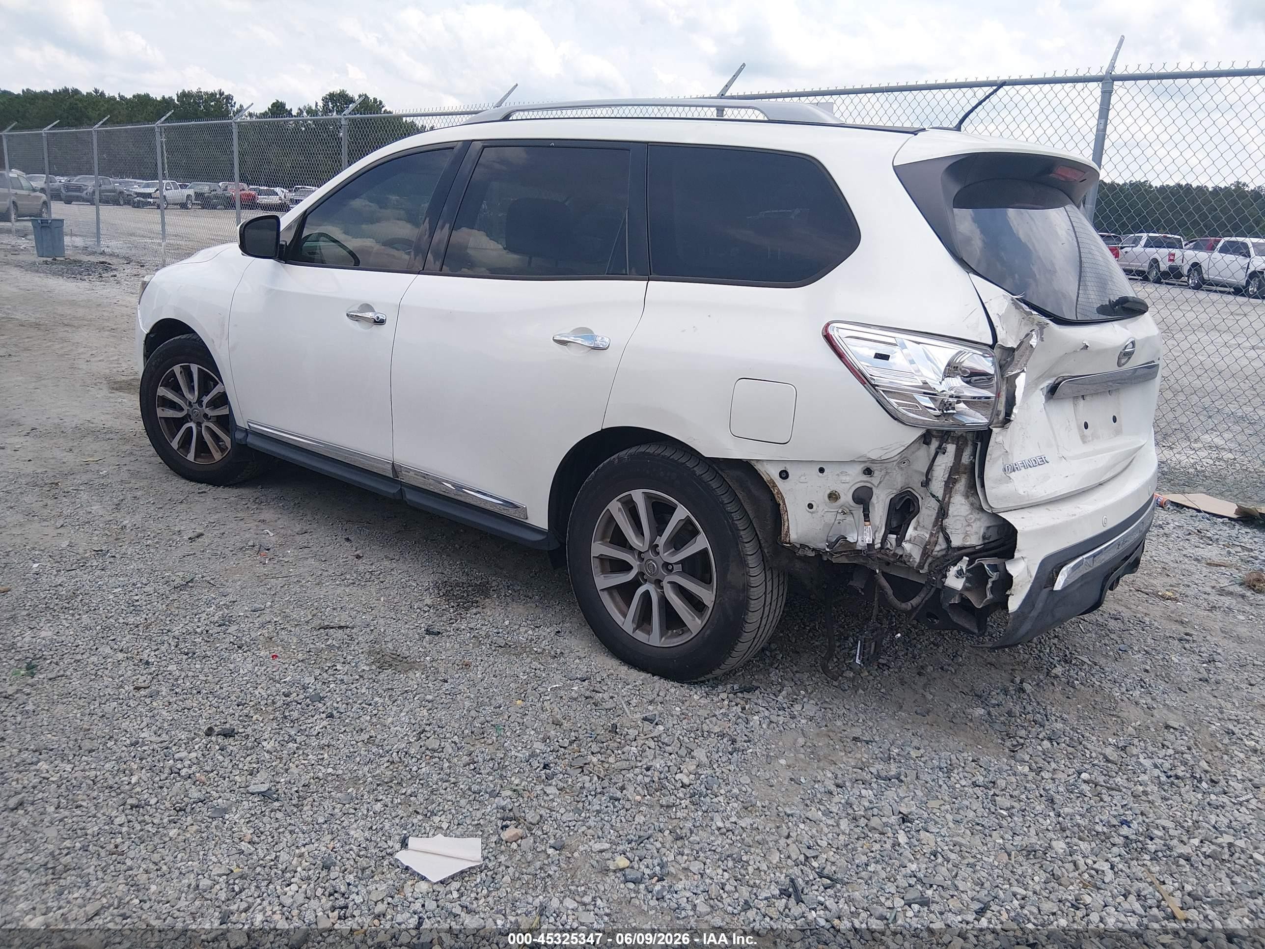2015 Nissan Pathfinder Sl White vin: 5N1AR2MN3FC707463