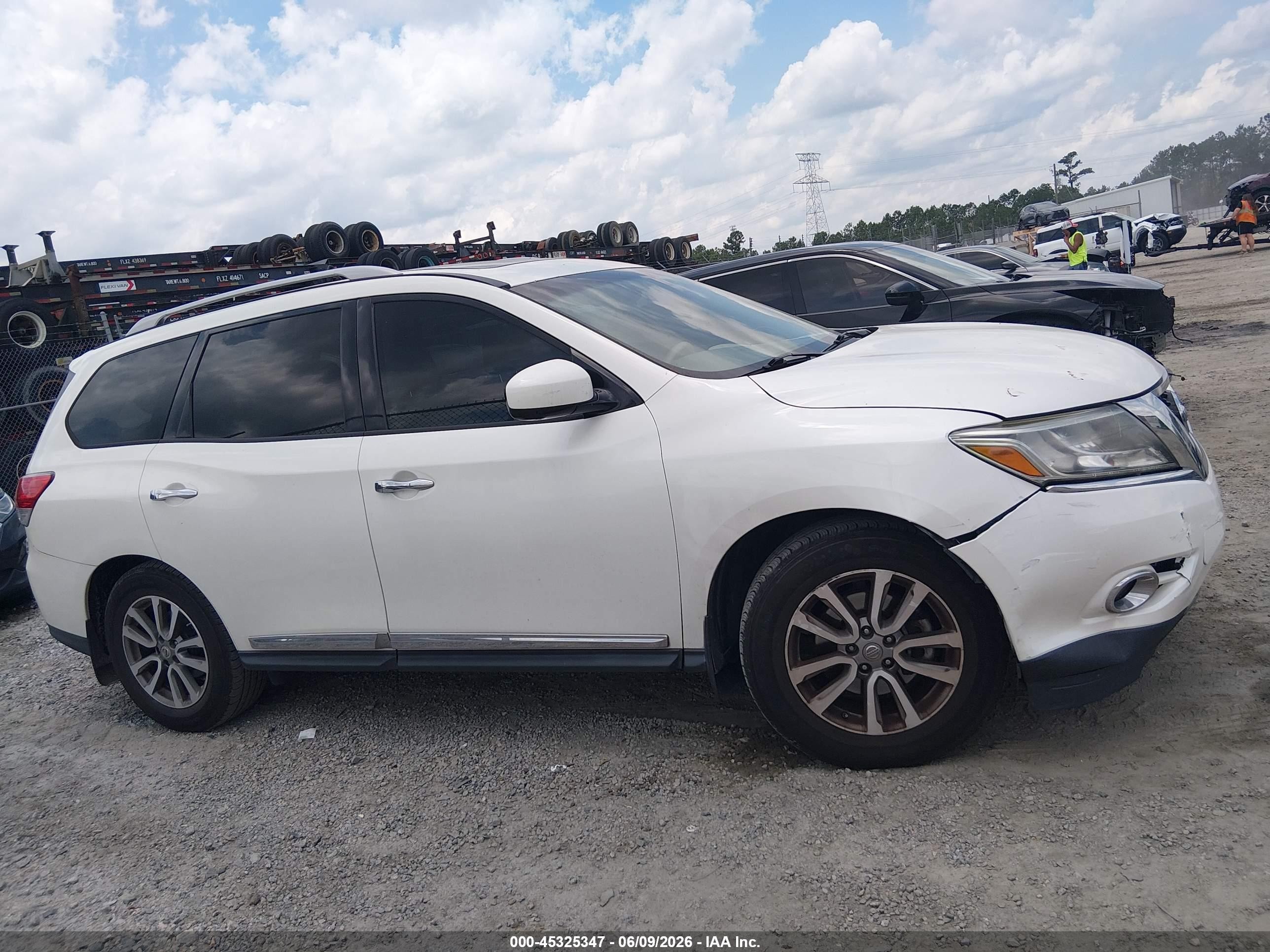 2015 Nissan Pathfinder Sl White vin: 5N1AR2MN3FC707463