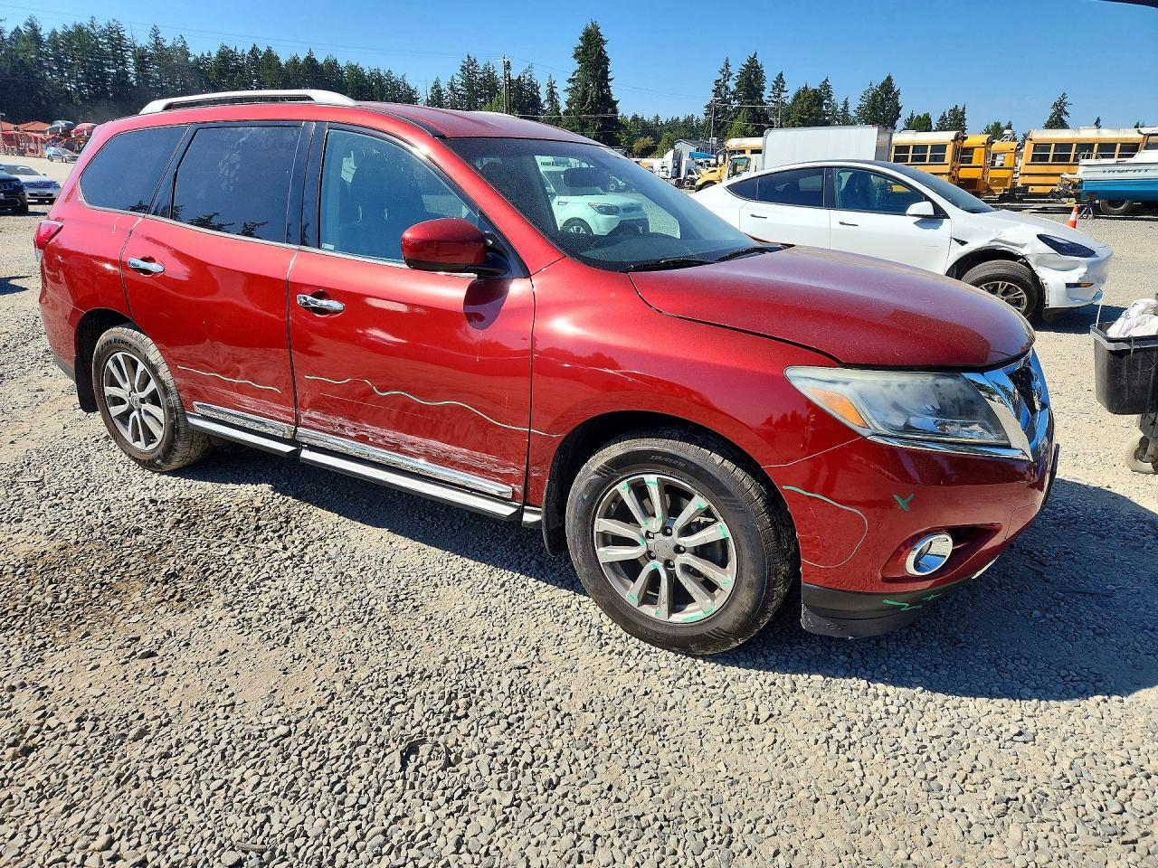 2015 Nissan Pathfinder Sl Red vin: 5N1AR2MN3FC721802