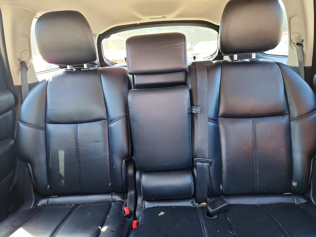 2015 Nissan Pathfinder Sl Red vin: 5N1AR2MN3FC721802