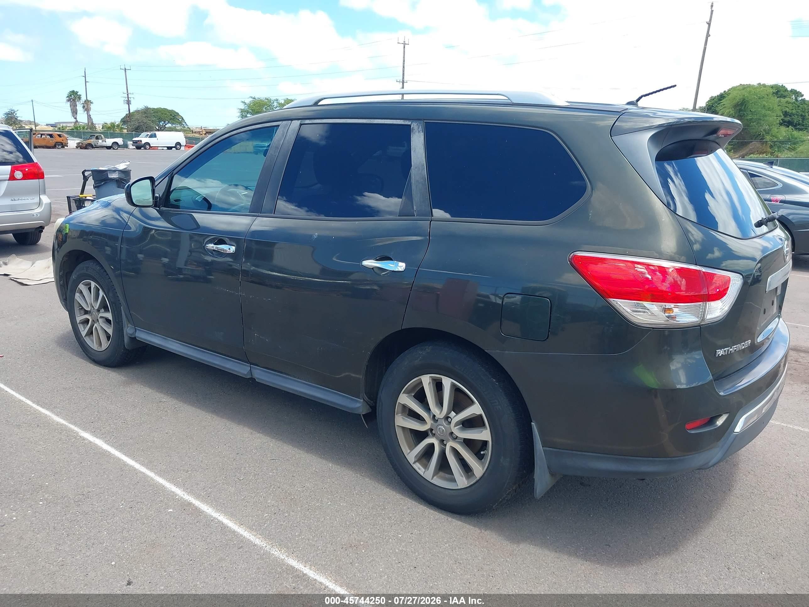 2015 Nissan Pathfinder S Gray vin: 5N1AR2MN3FC723792