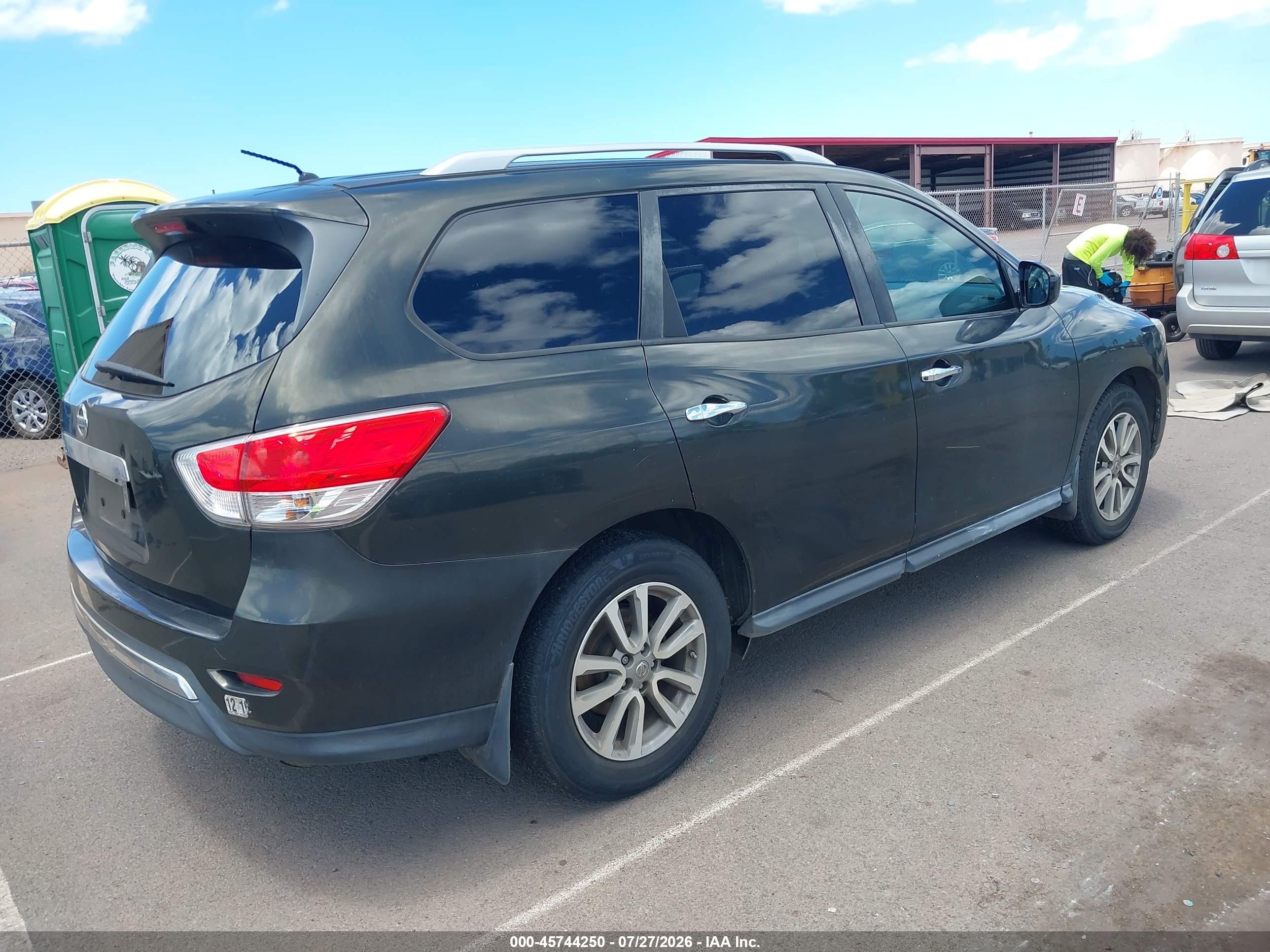 2015 Nissan Pathfinder S Gray vin: 5N1AR2MN3FC723792