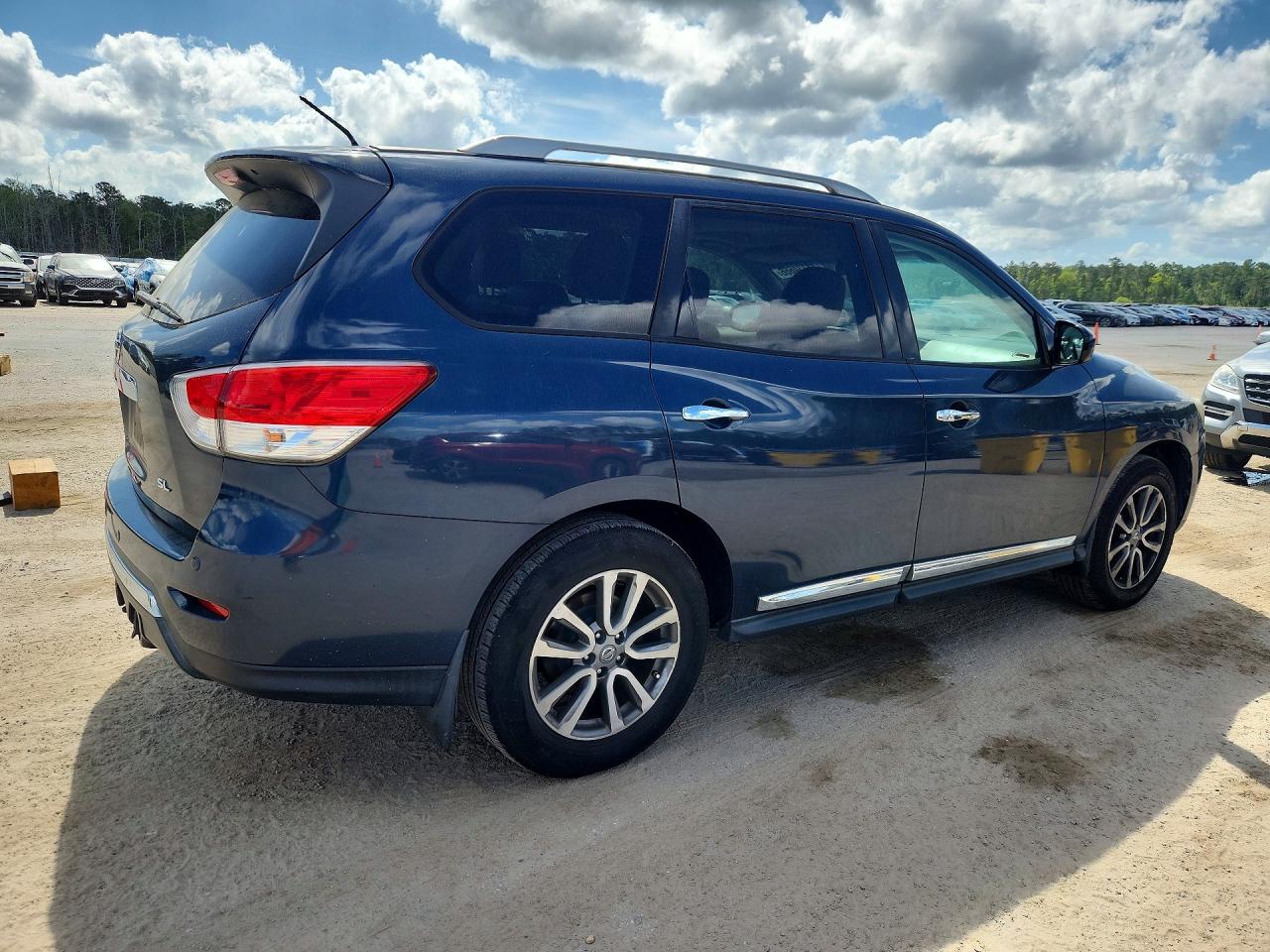 2013 Nissan Pathfinder S Blue vin: 5N1AR2MN4DC606056