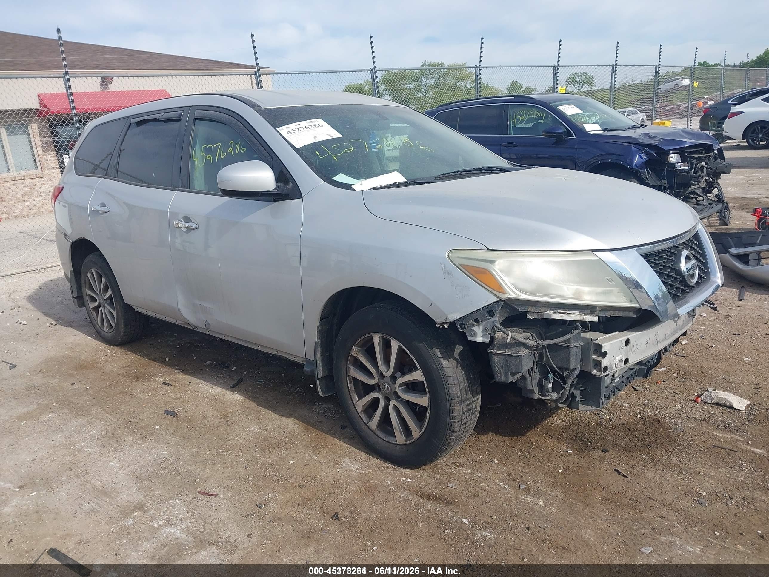 2013 Nissan Pathfinder S Silver vin: 5N1AR2MN4DC619776