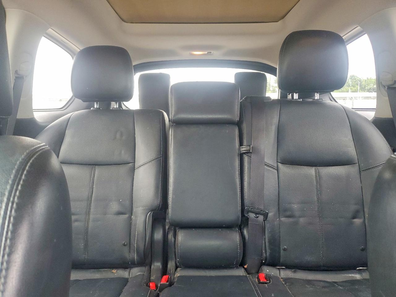 2013 Nissan Pathfinder S Red vin: 5N1AR2MN4DC645780