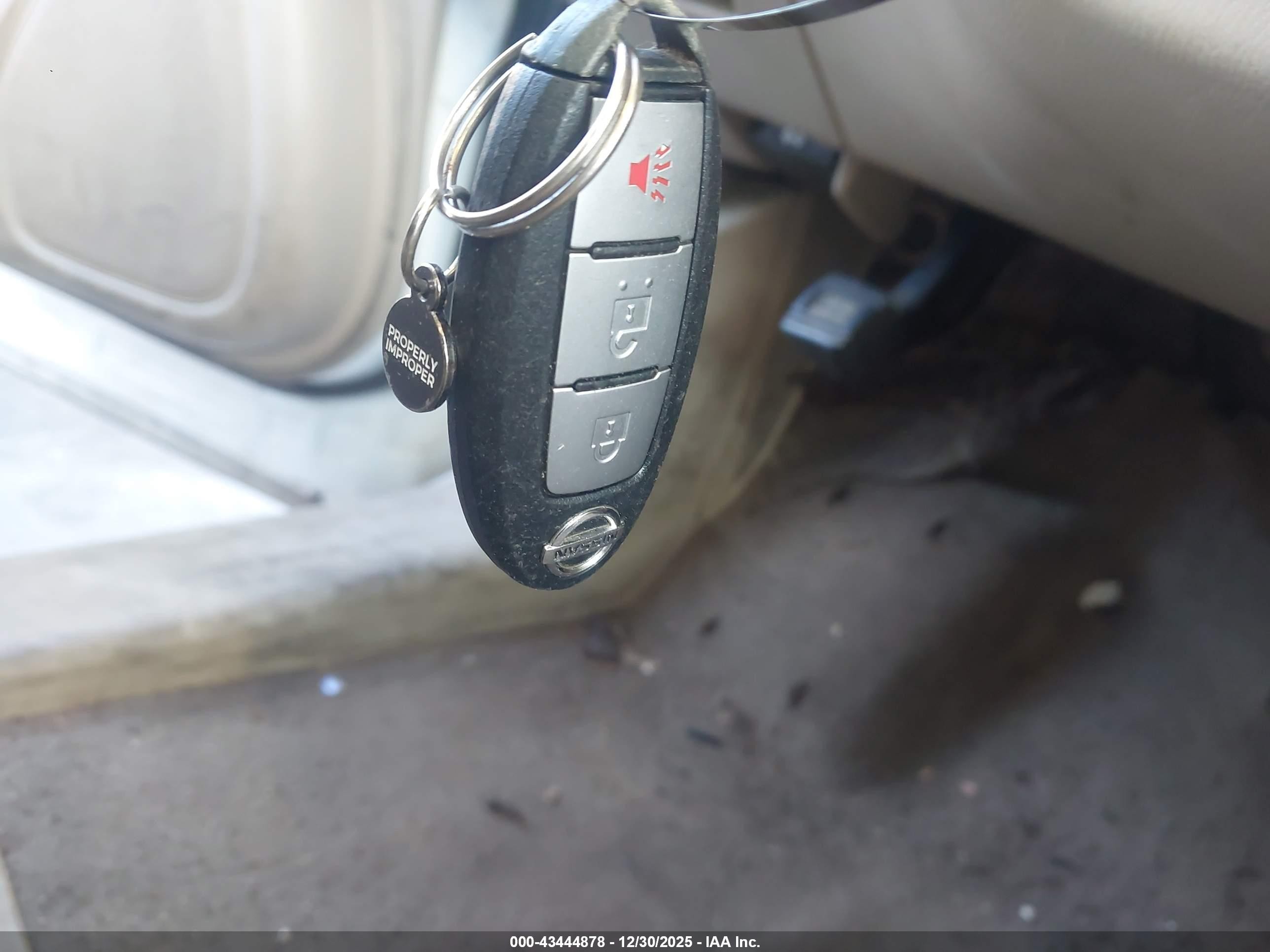 2013 Nissan Pathfinder S Белый vin: 5N1AR2MN4DC657489