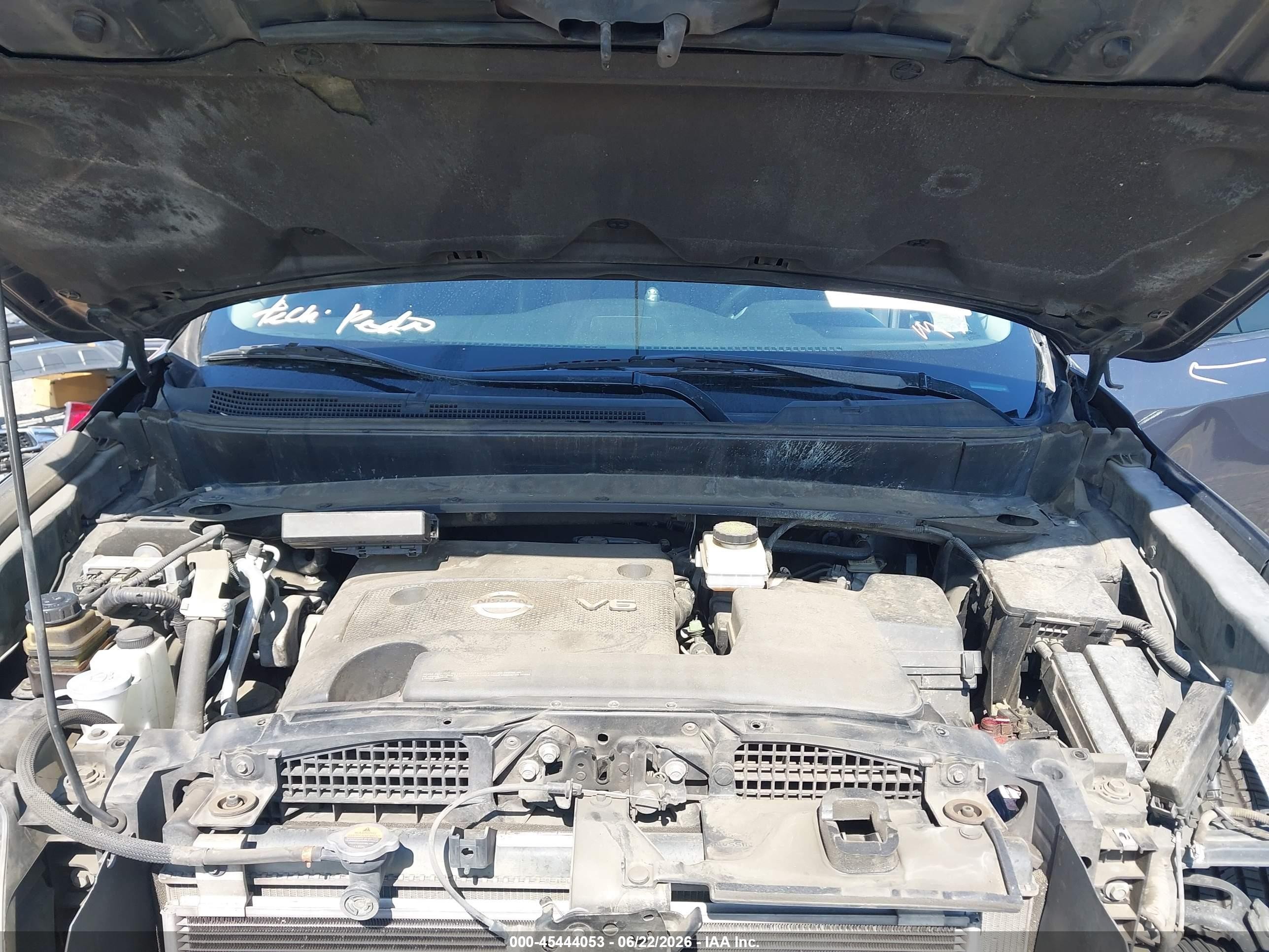 2014 Nissan Pathfinder Sv Серый vin: 5N1AR2MN4EC622081
