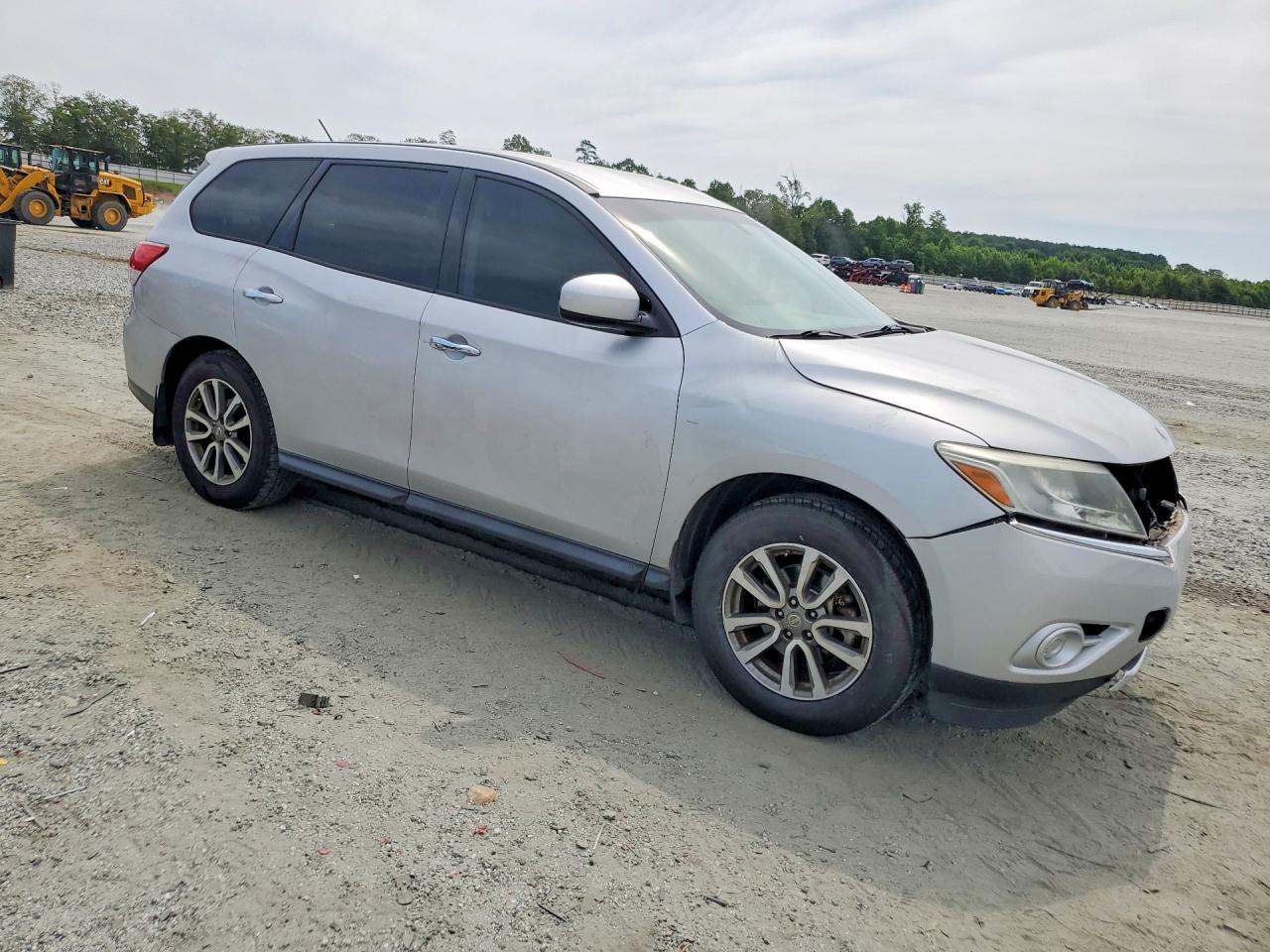 2014 Nissan Pathfinder S Silver vin: 5N1AR2MN4EC633324