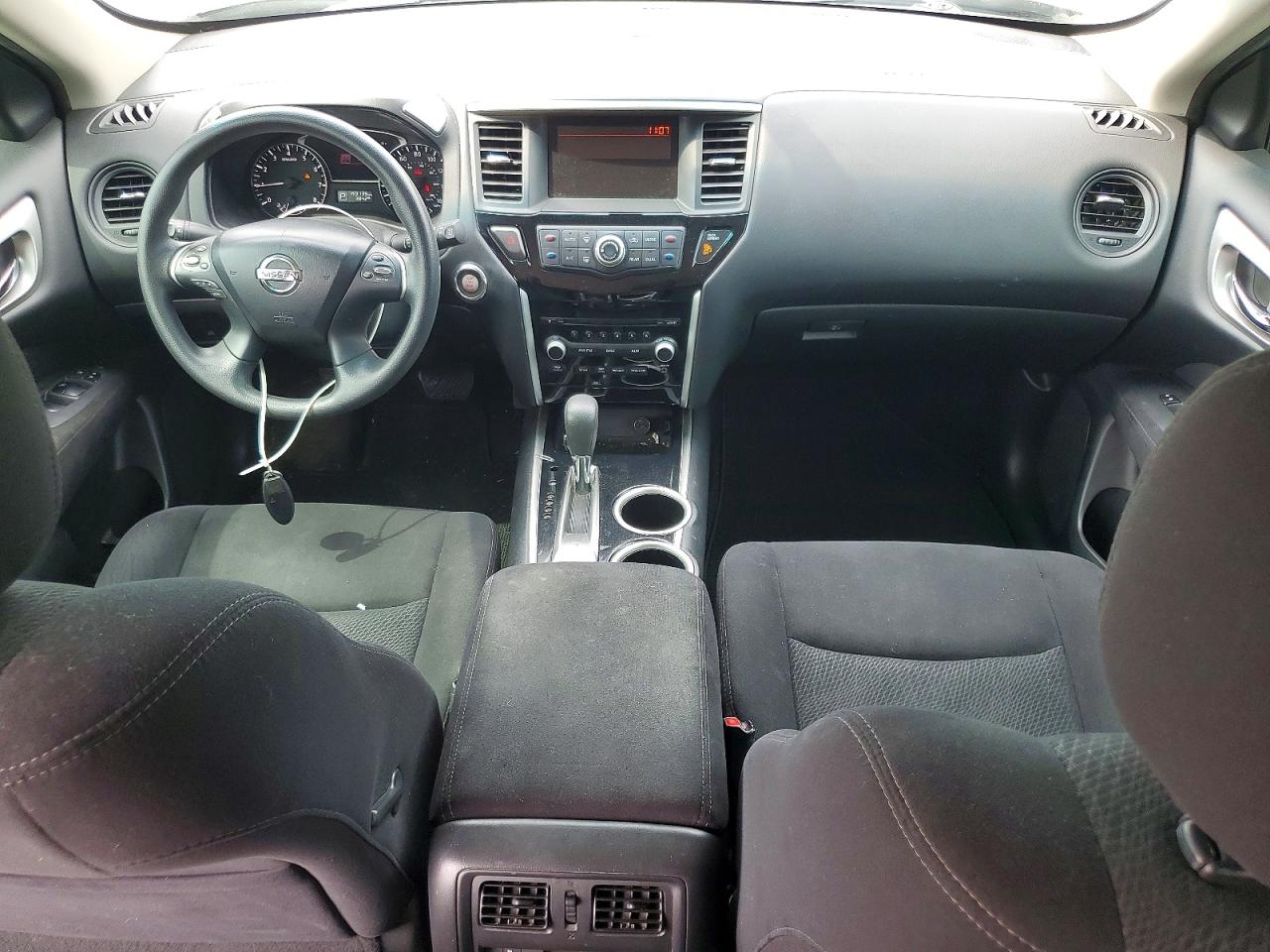 2014 Nissan Pathfinder S Silver vin: 5N1AR2MN4EC633324