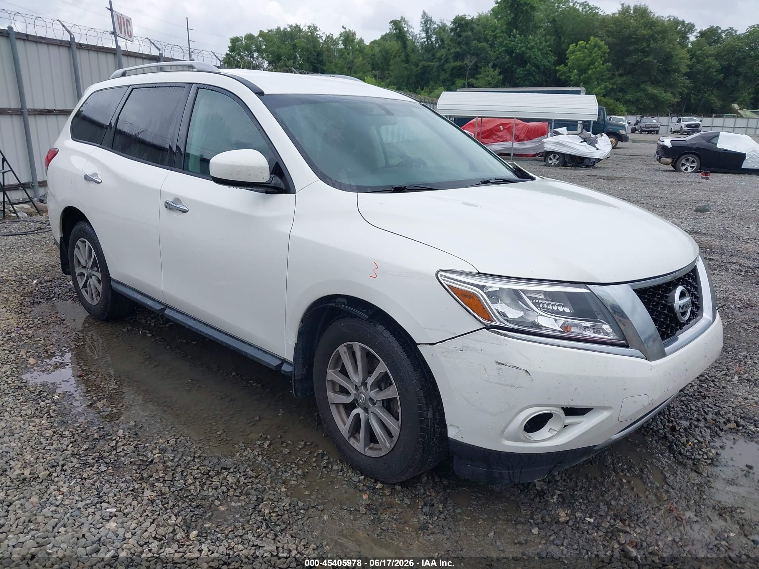 2014 Nissan Pathfinder Sv White vin: 5N1AR2MN4EC654237