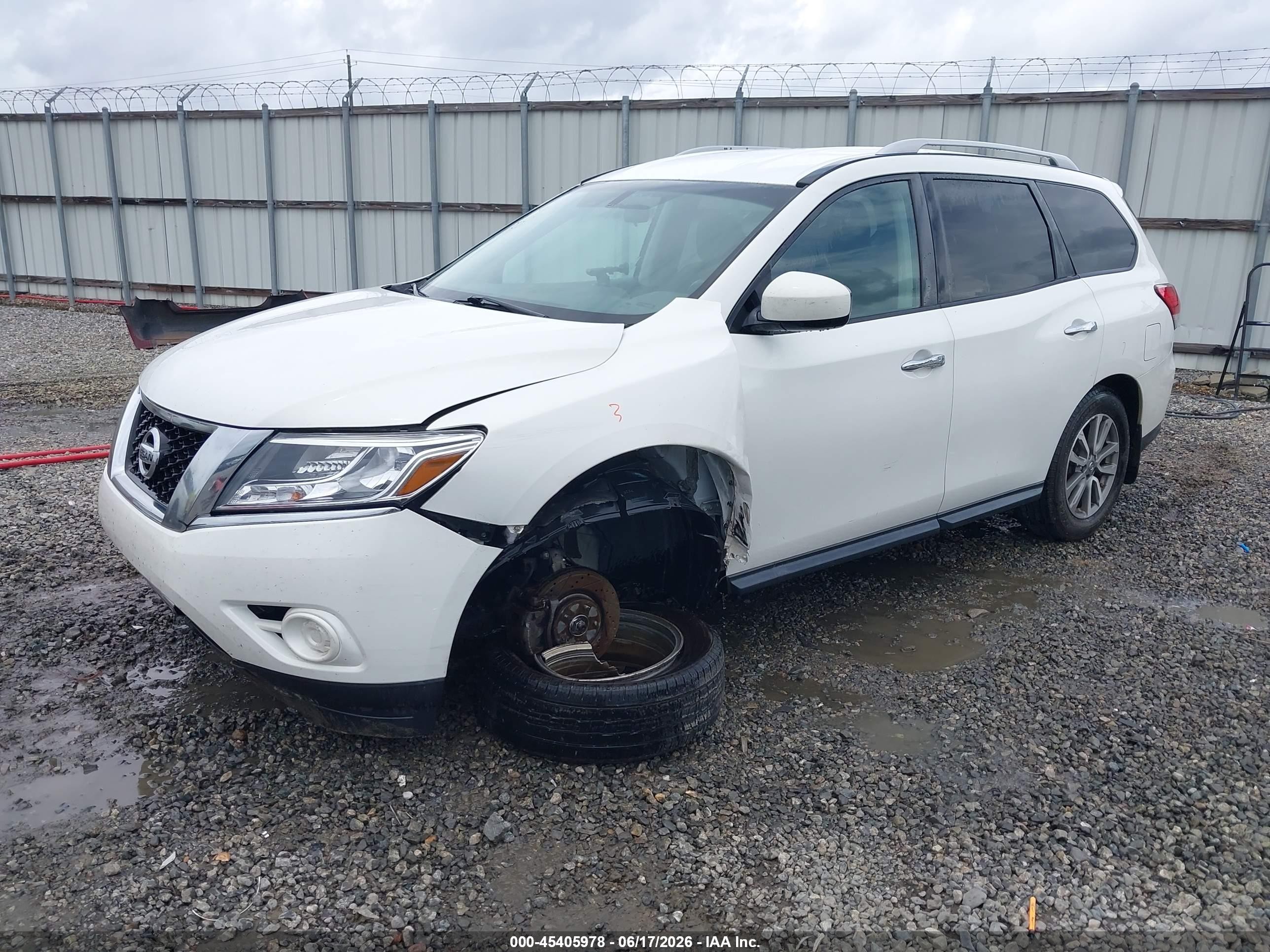2014 Nissan Pathfinder Sv White vin: 5N1AR2MN4EC654237