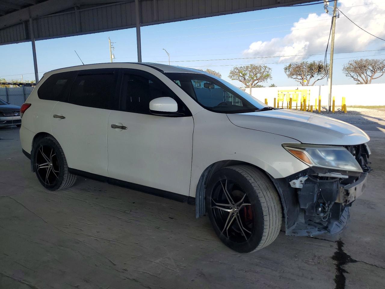 2014 Nissan Pathfinder S White vin: 5N1AR2MN4EC668252