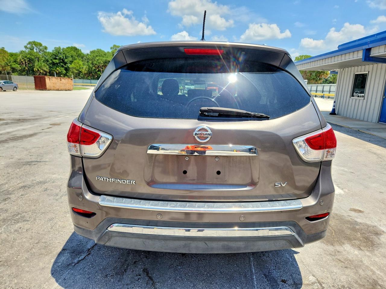 2014 Nissan Pathfinder Sv Gray vin: 5N1AR2MN4EC669210