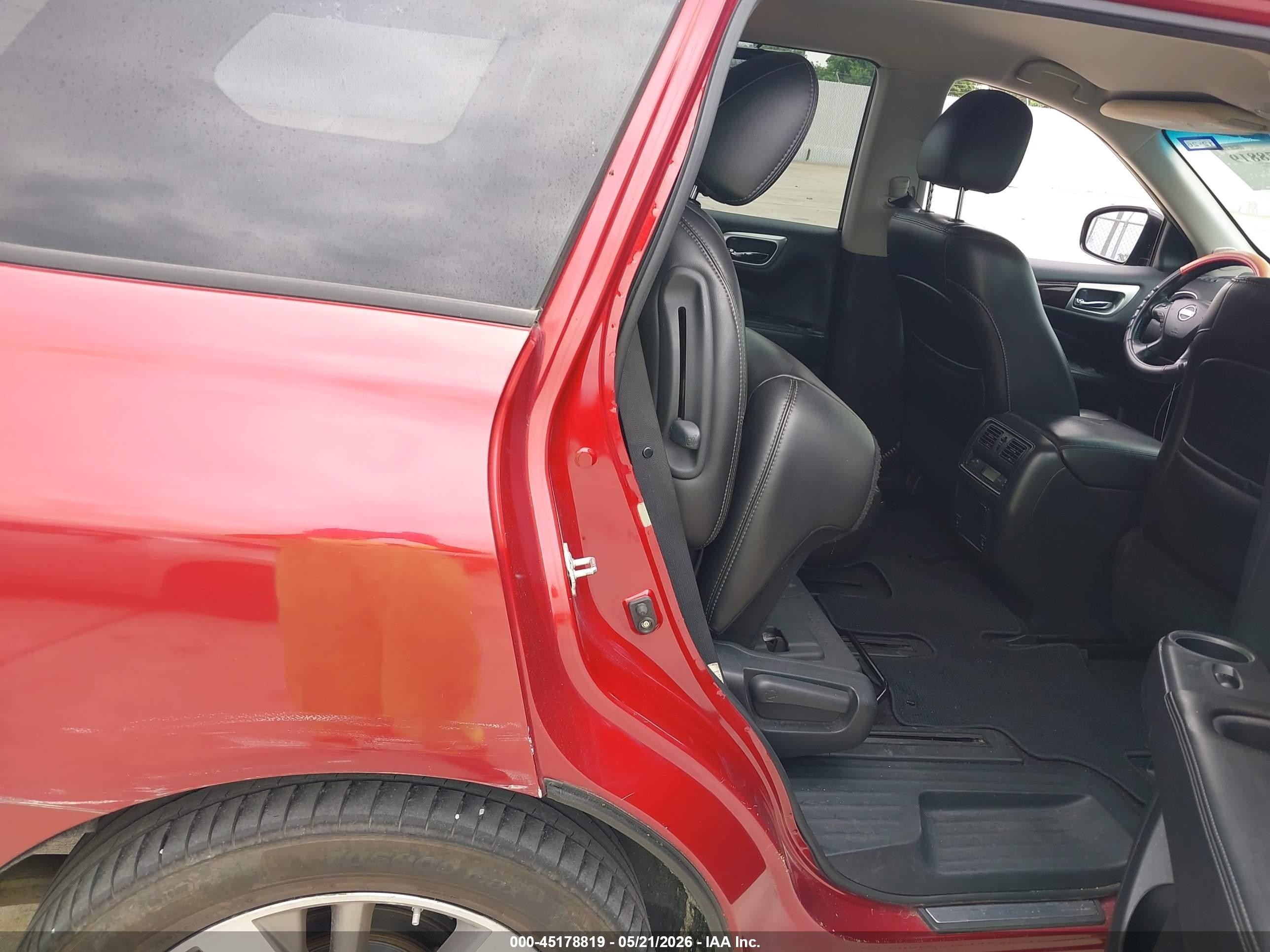 2014 Nissan Pathfinder Platinum Red vin: 5N1AR2MN4EC687738