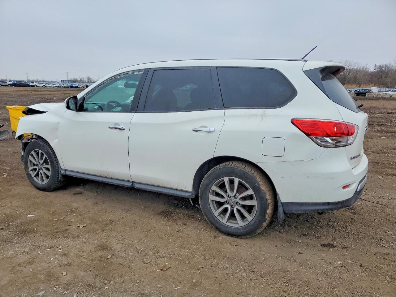 2014 Nissan Pathfinder S White vin: 5N1AR2MN4EC709656