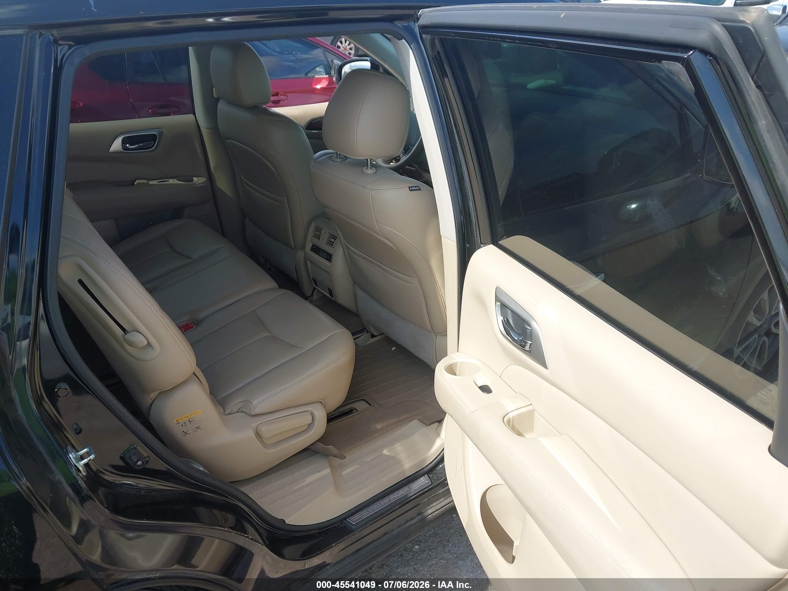 2014 Nissan Pathfinder Sl Черный vin: 5N1AR2MN4EC711522