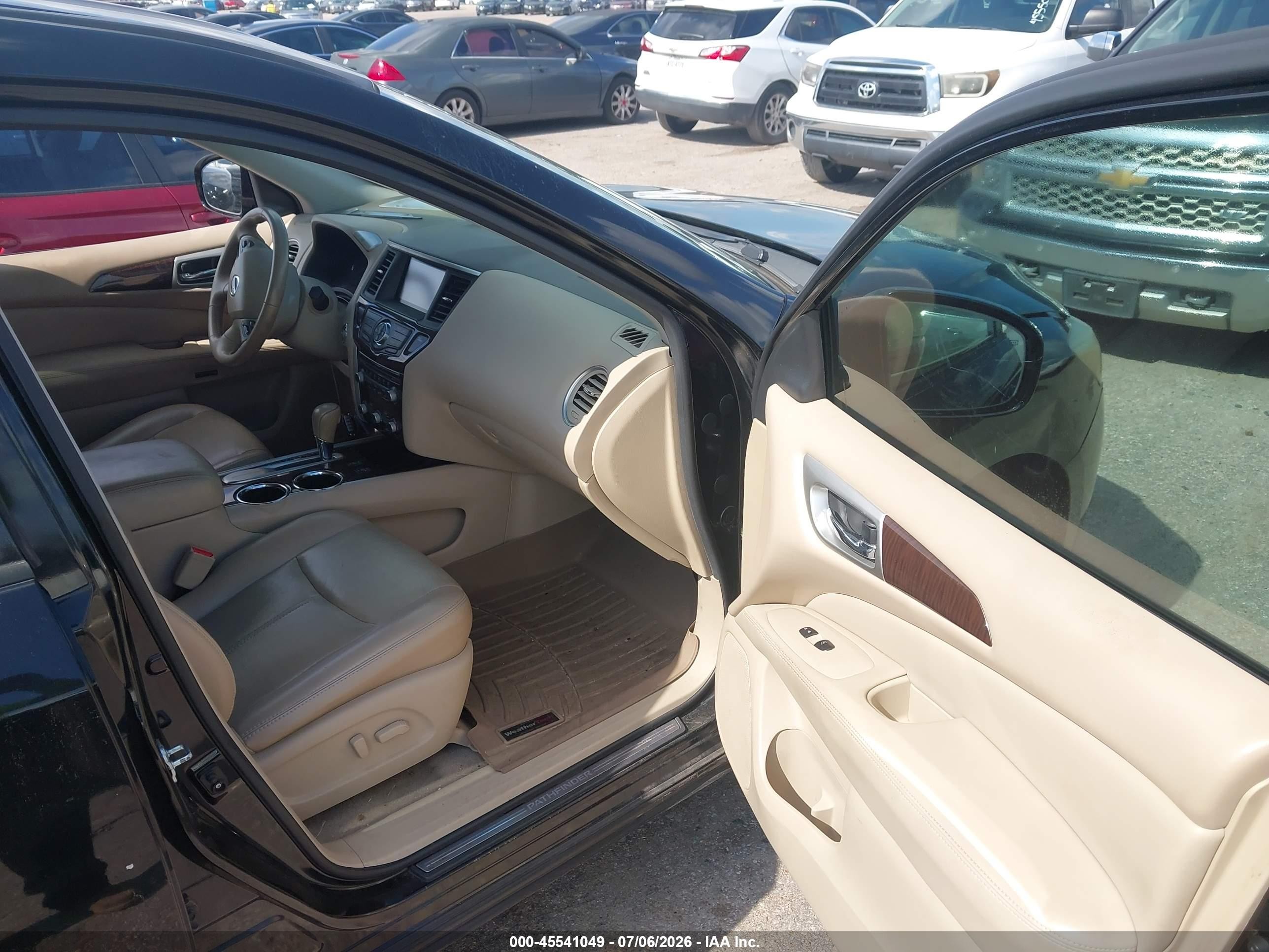 2014 Nissan Pathfinder Sl Черный vin: 5N1AR2MN4EC711522