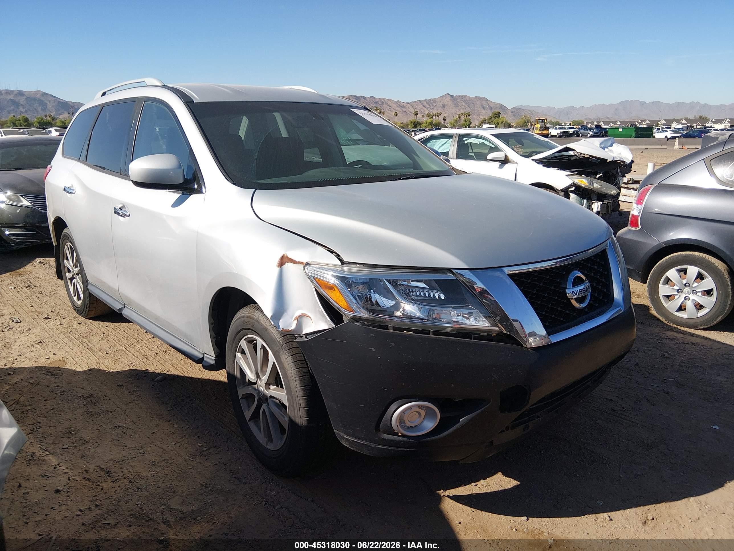 2014 Nissan Pathfinder Sv Silver vin: 5N1AR2MN4EC731432