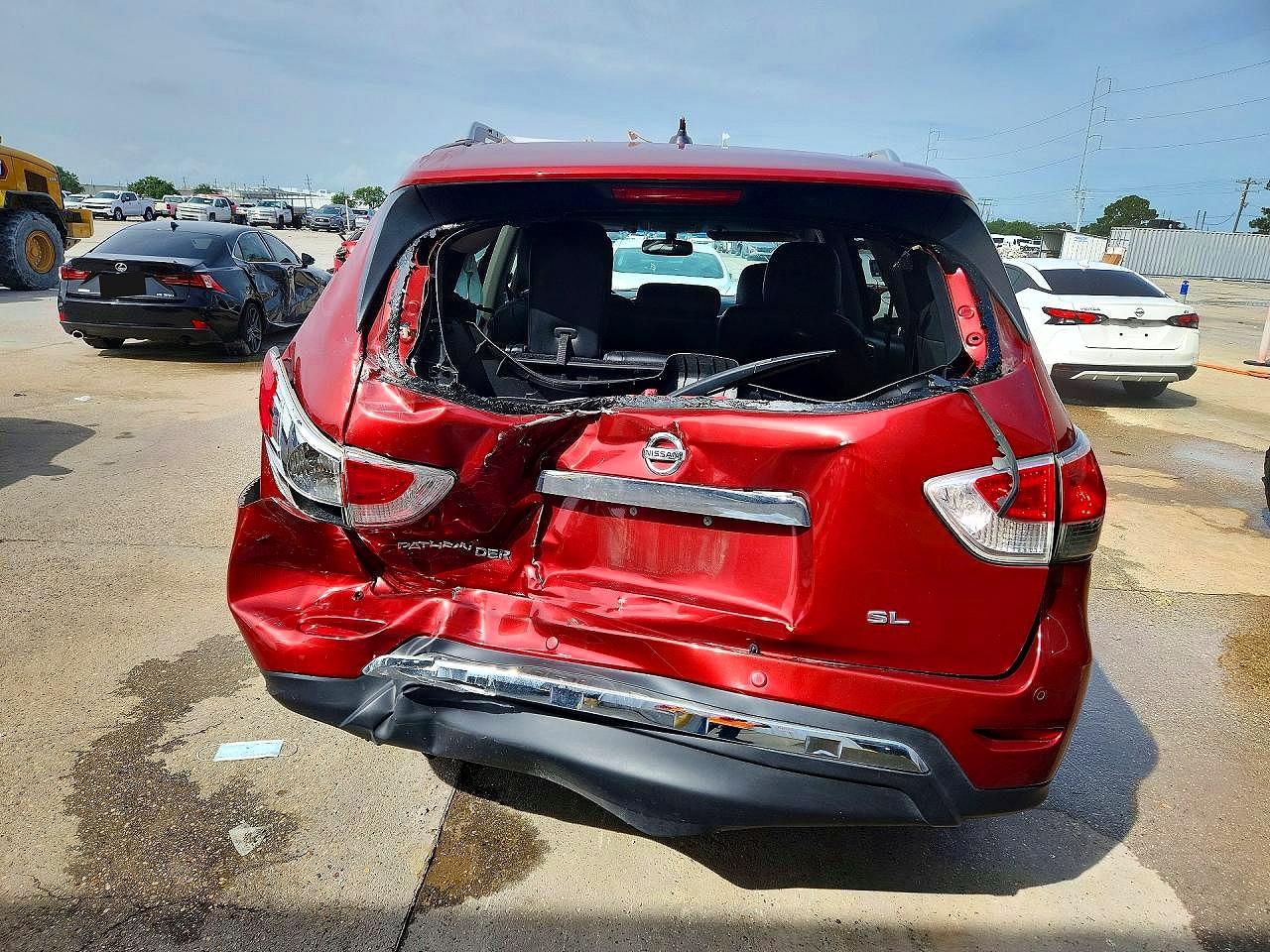 2015 Nissan Pathfinder Sl Red vin: 5N1AR2MN4FC625810
