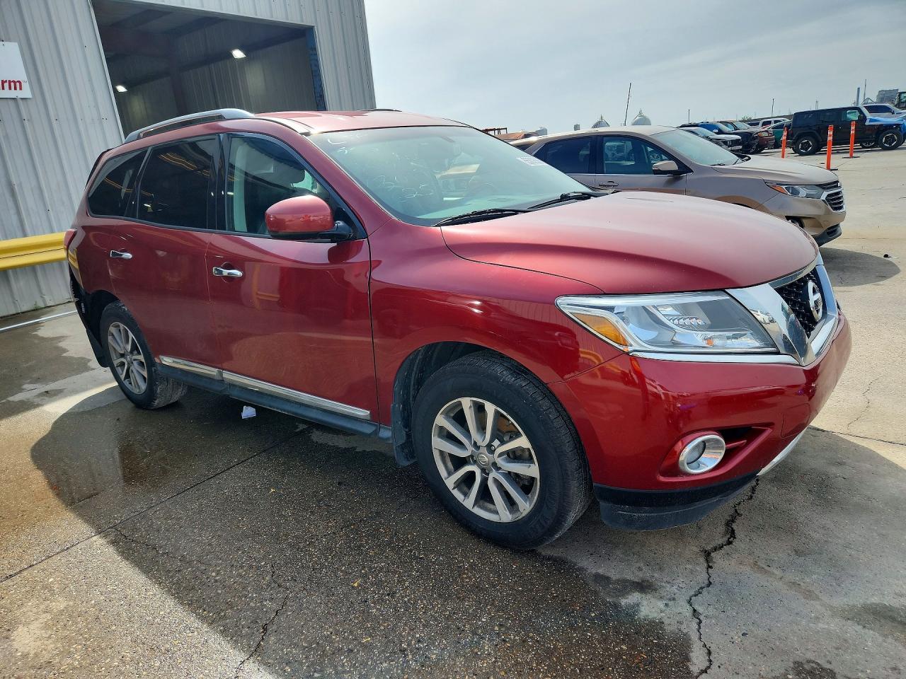 2015 Nissan Pathfinder Sl Red vin: 5N1AR2MN4FC625810