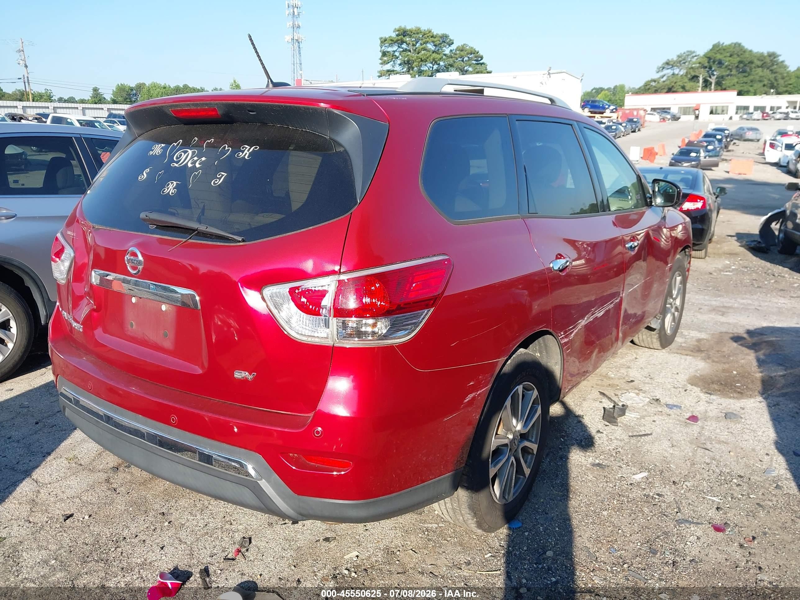 2015 Nissan Pathfinder Platinum/s/sl/sv Красный vin: 5N1AR2MN4FC680483