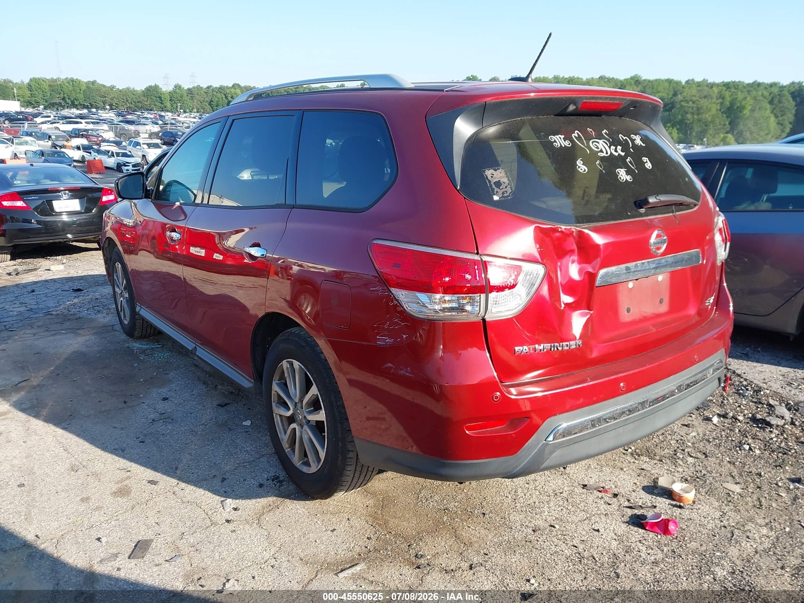 2015 Nissan Pathfinder Platinum/s/sl/sv Красный vin: 5N1AR2MN4FC680483